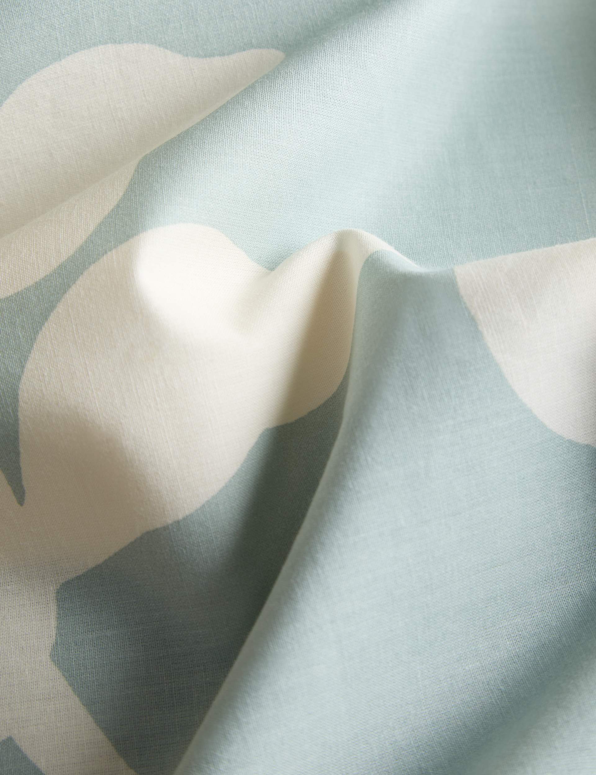 Cotton-rich silhouette floral bedding set - British product