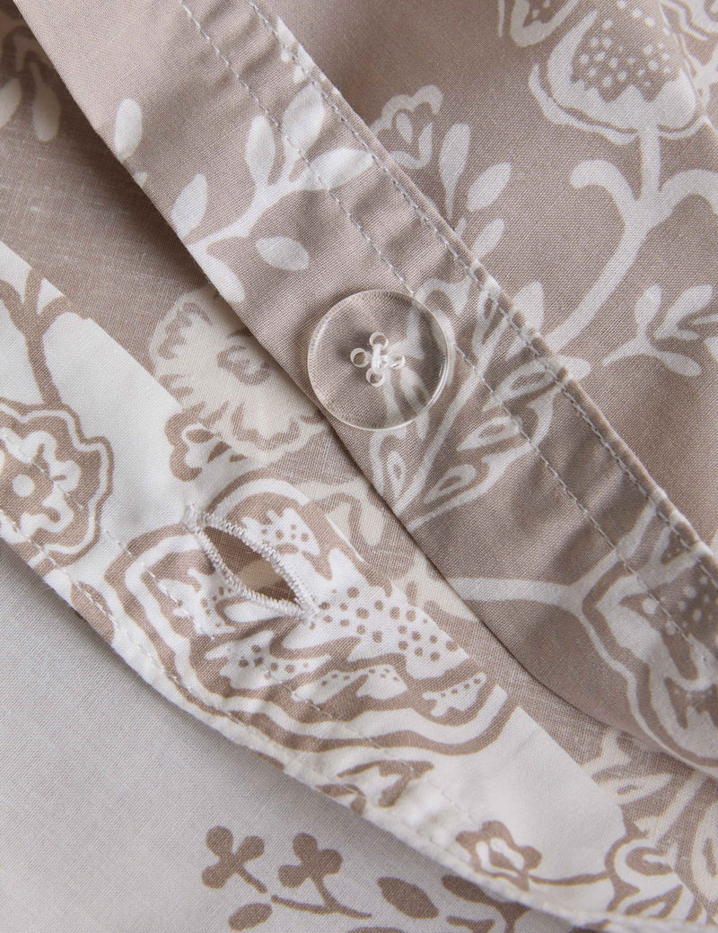 Cotton rich trailing floral bedding set, imported from the UK