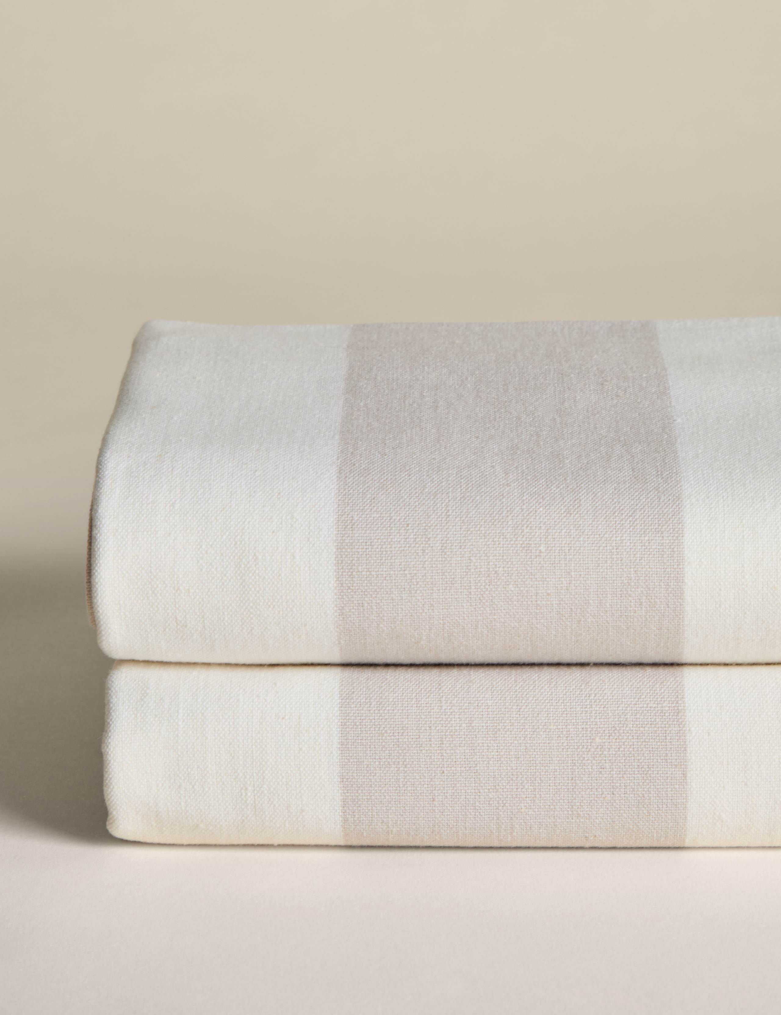 Cotton with Linen Wide Stripe Tablecloth 230x140 cm - British product