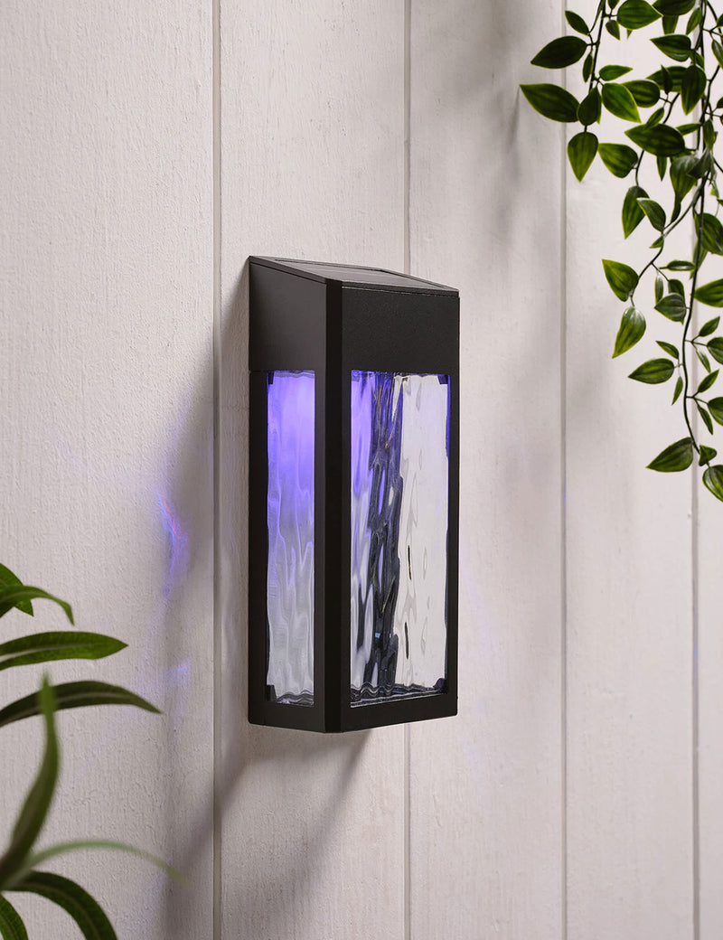 Crackle solar wall light with crackle glass, imported from the UK