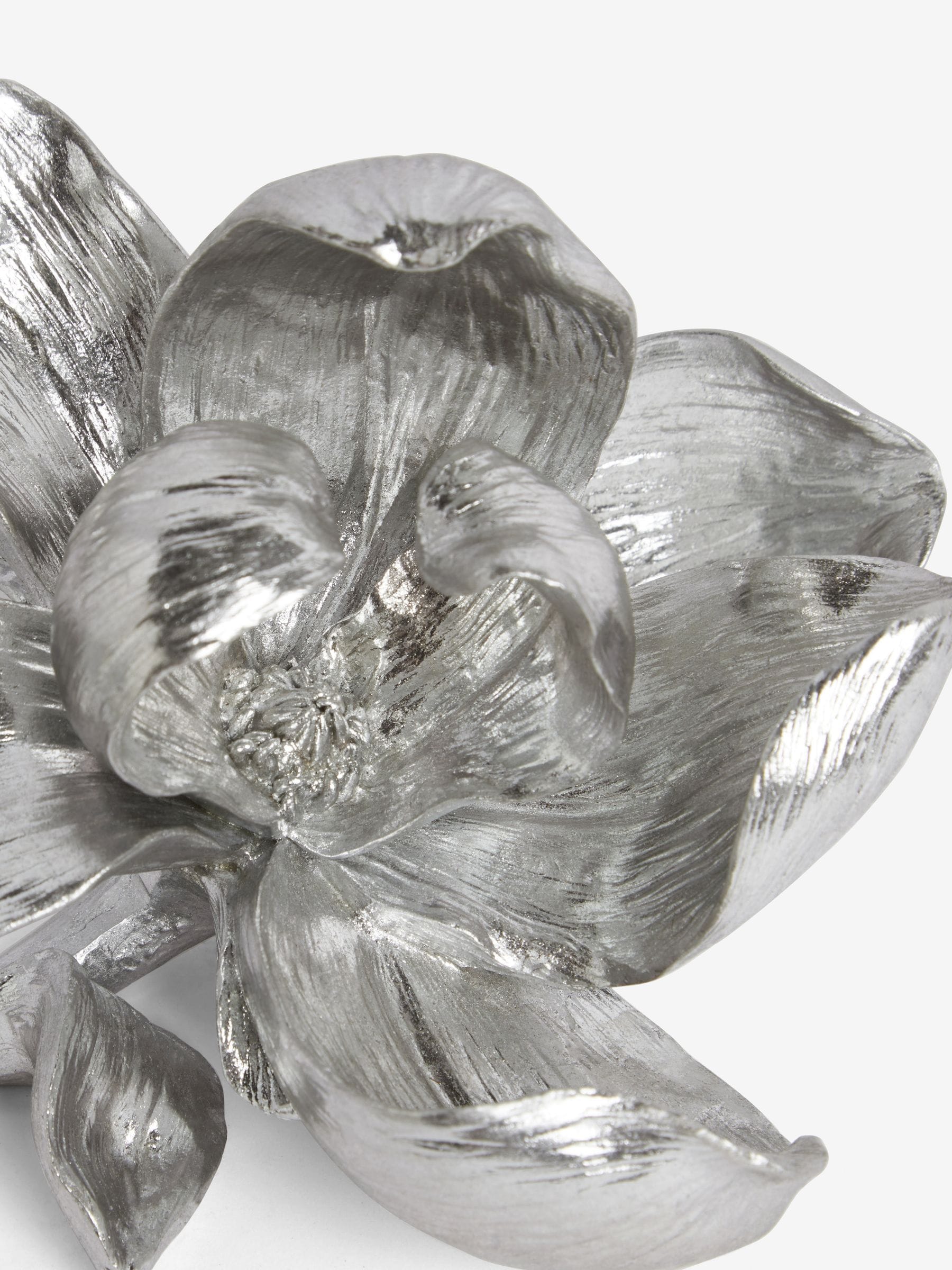 Gold Decorative Flower Ornament