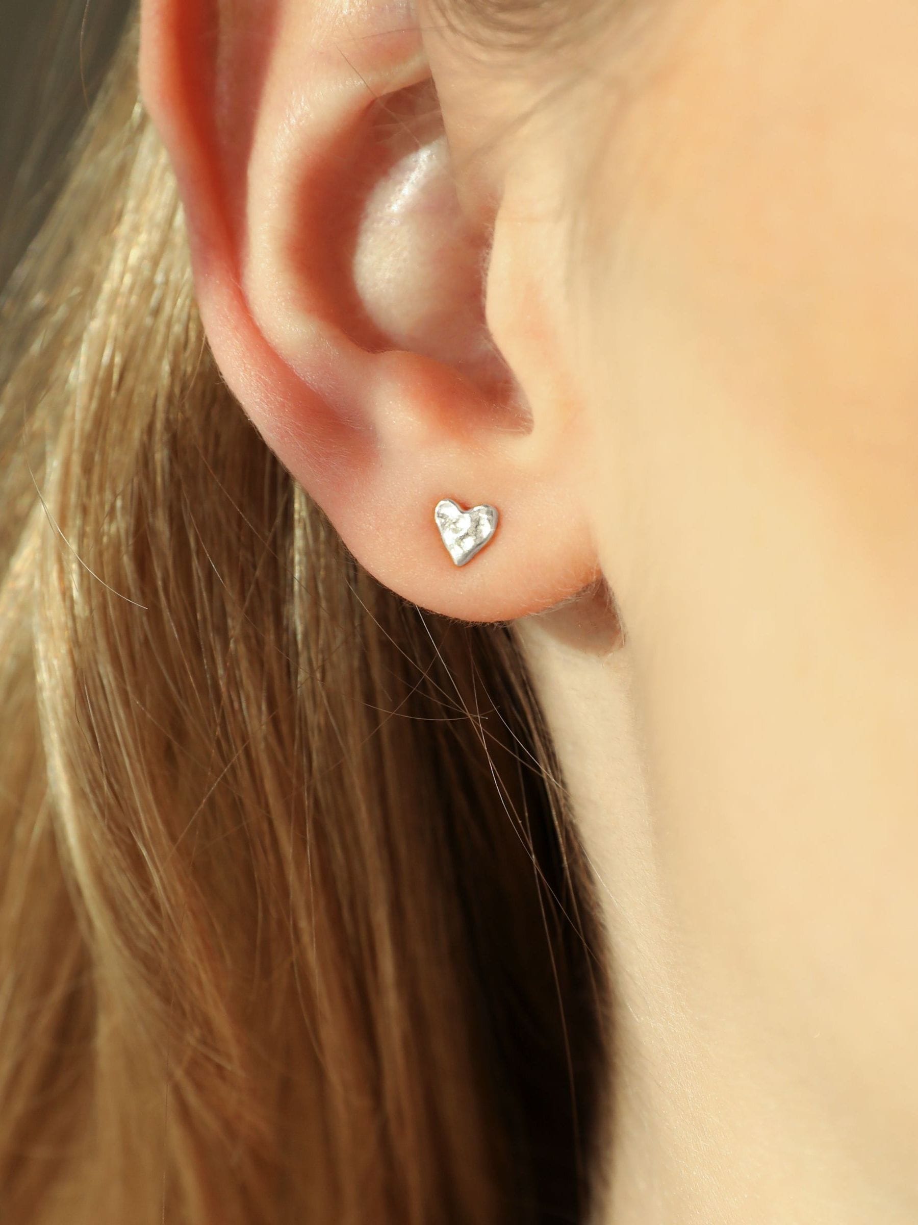 Carrie Elizabeth sterling silver heart stud earrings, UK version