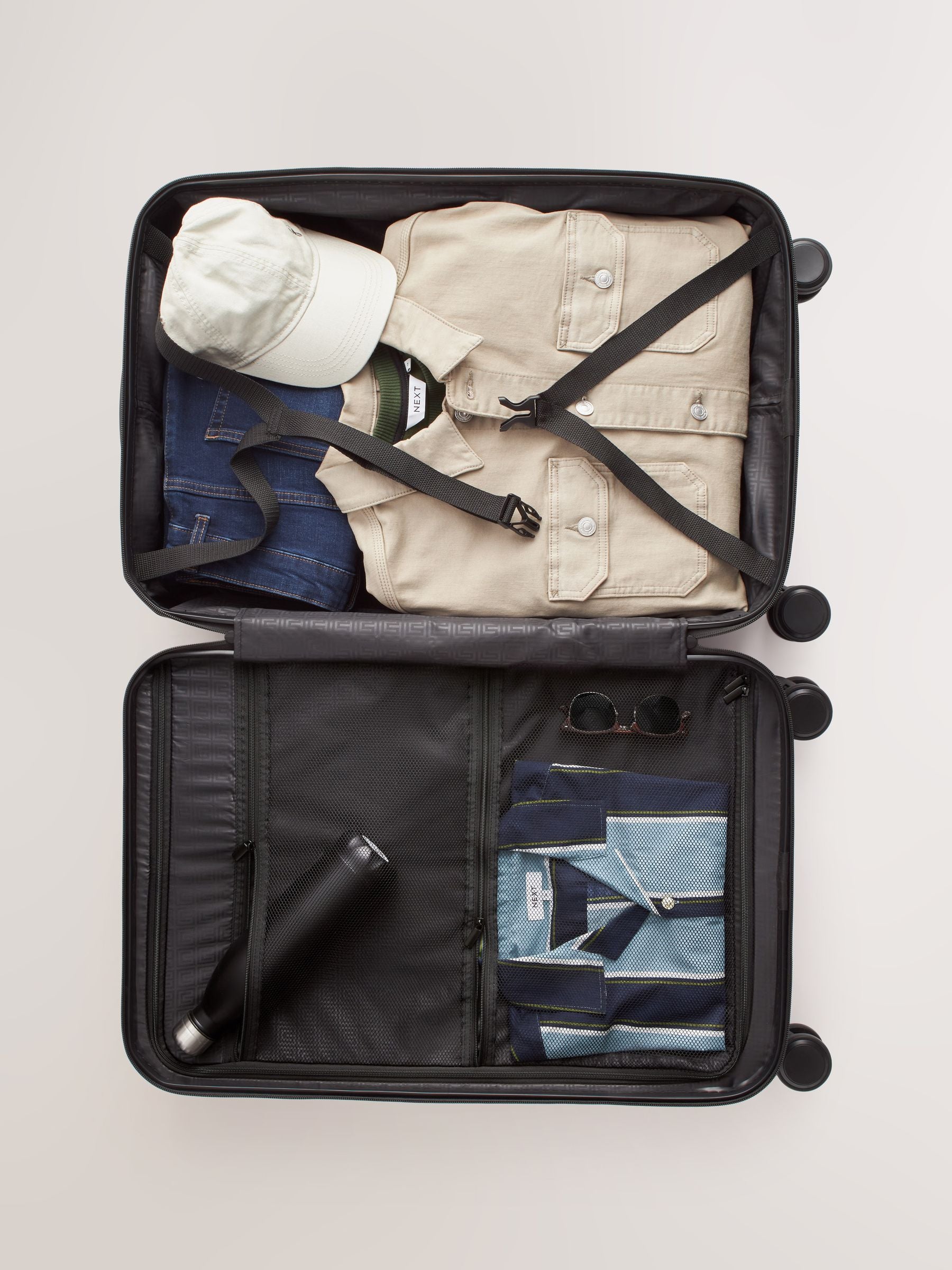 Black medium suitcase with ABS hard shell and TSA lock - British product