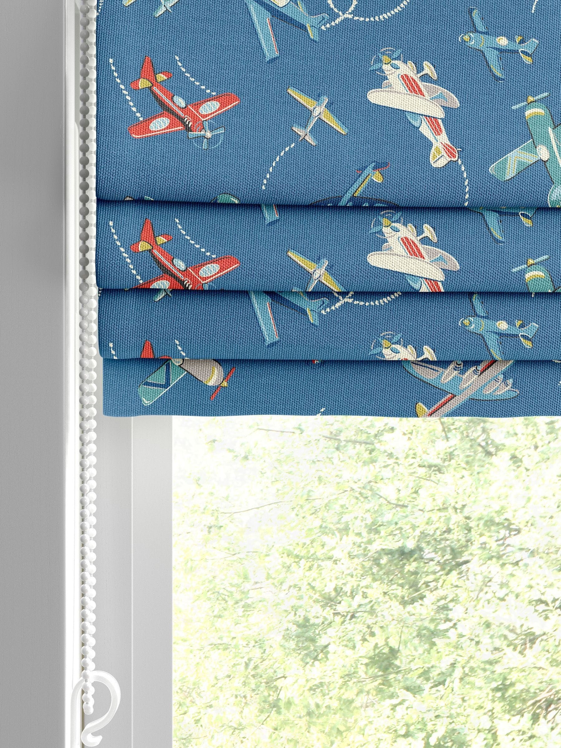 Cath Kidston Kinderflugzeug-Römischer Vorhang nach Maß (britische Marke)