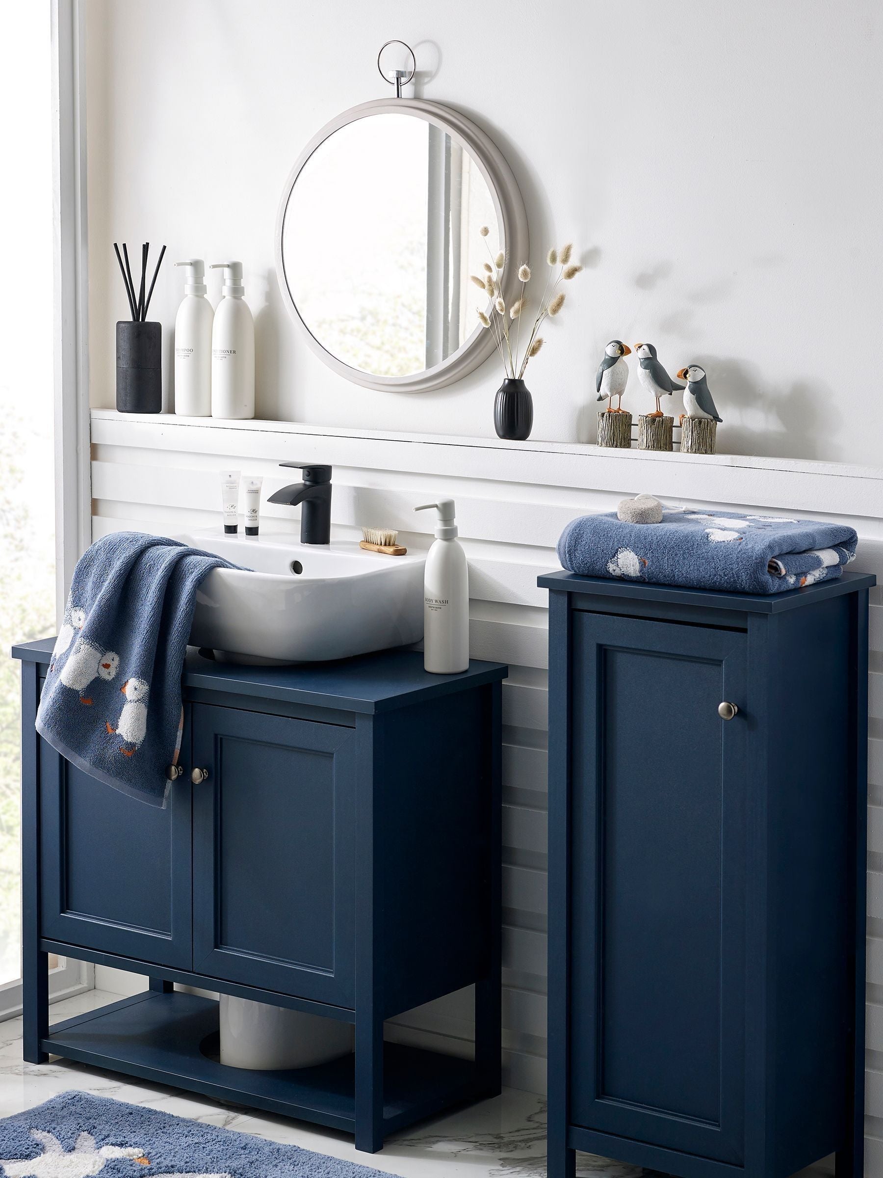 Blue Puffin 100% cotton towels blue (British brand)