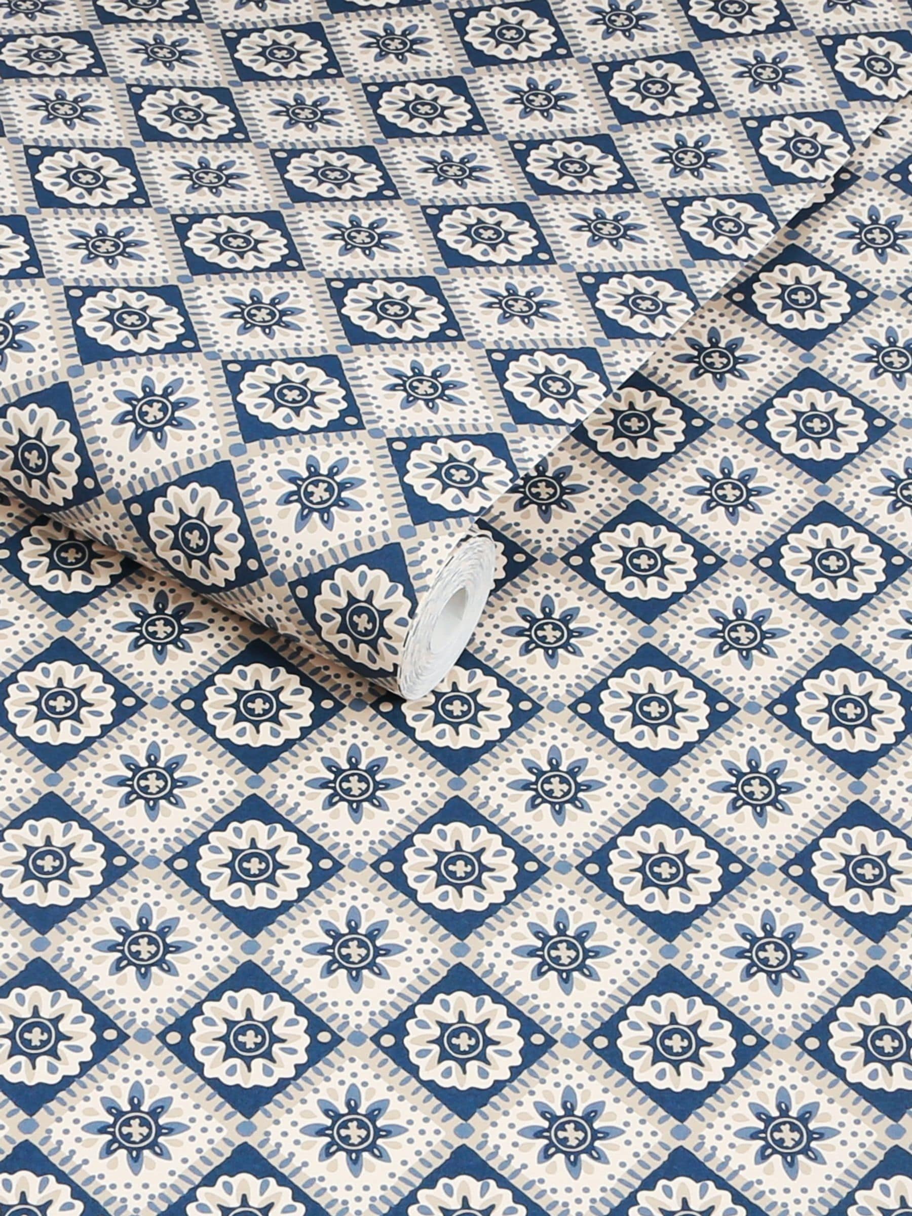 Joules wallpaper sample Navy Cream Meadow Geo A4 (British brand)