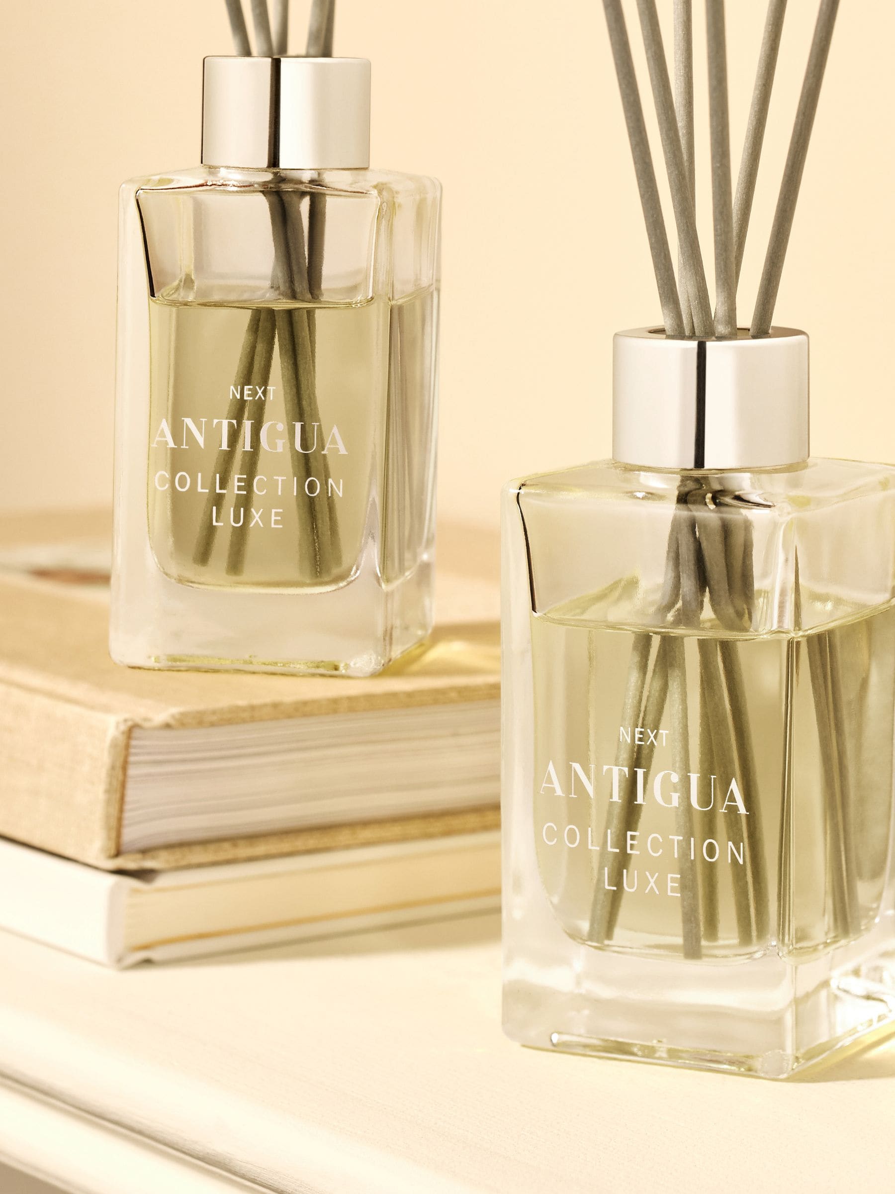 Collection Luxe Antigua Mango and Papaya reed diffuser gift set - British product