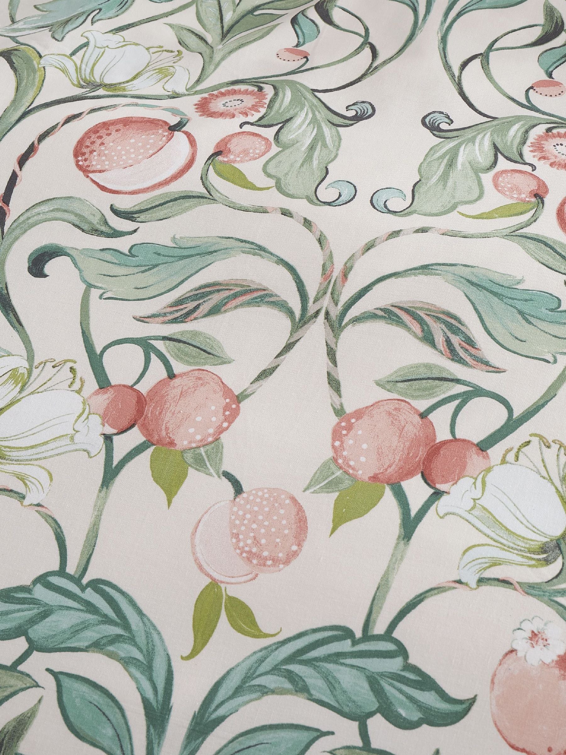 Catherine Lansfield Natural Clarence Floral duvet cover and pillowcase set - British product