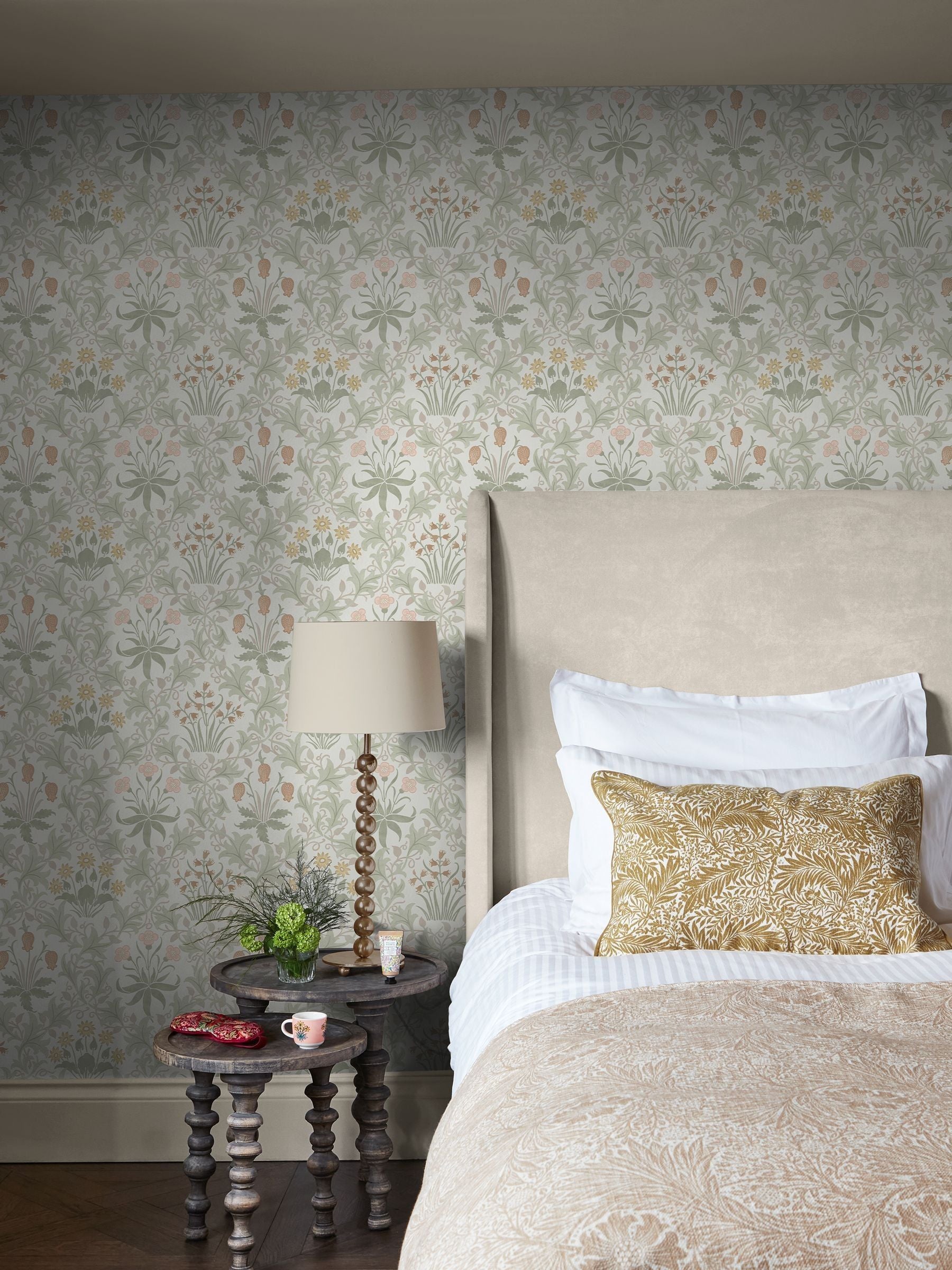 William Morris Celandine A4 wallpaper sample (British brand)