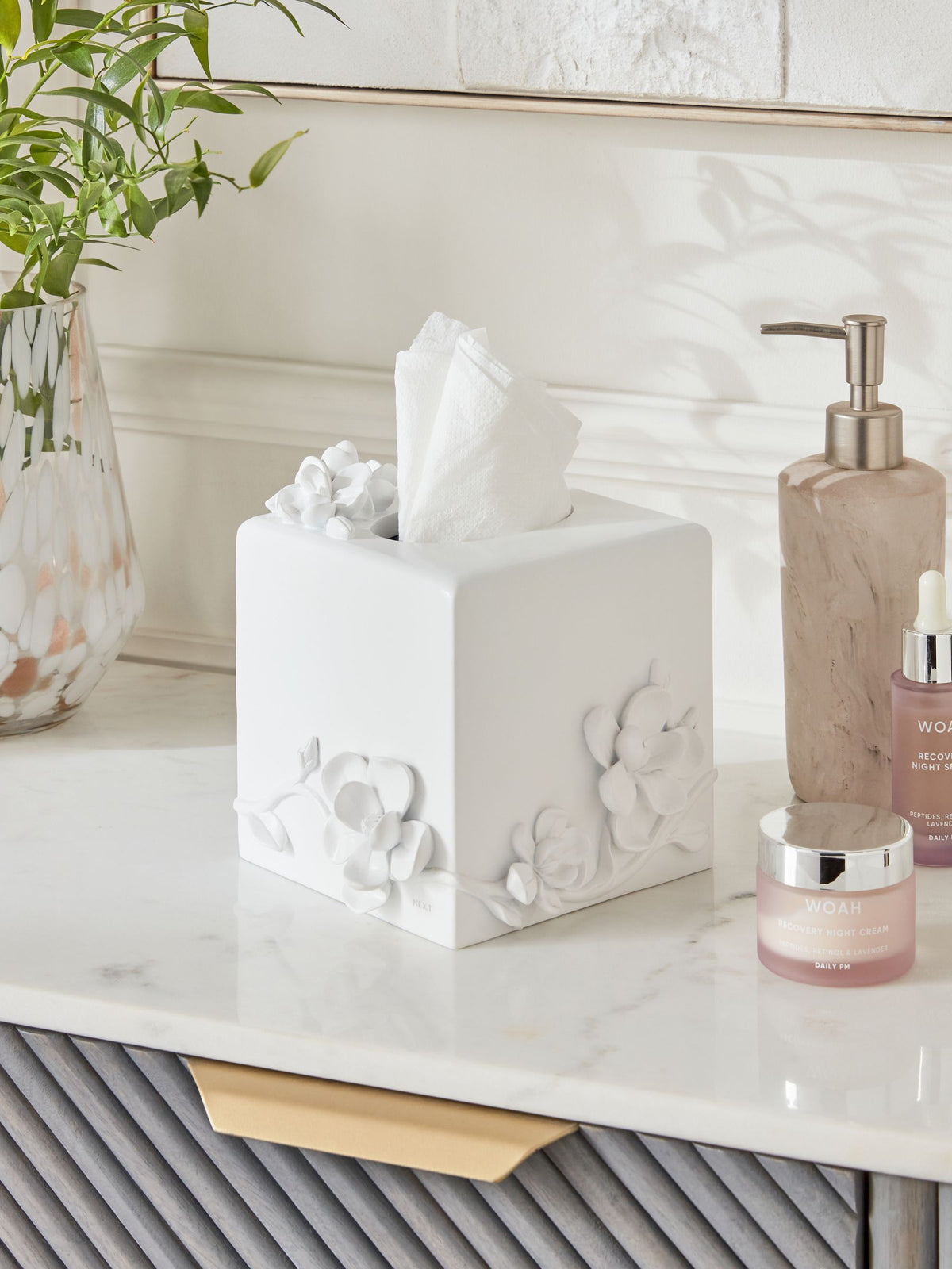 White White Flower Tissue Box