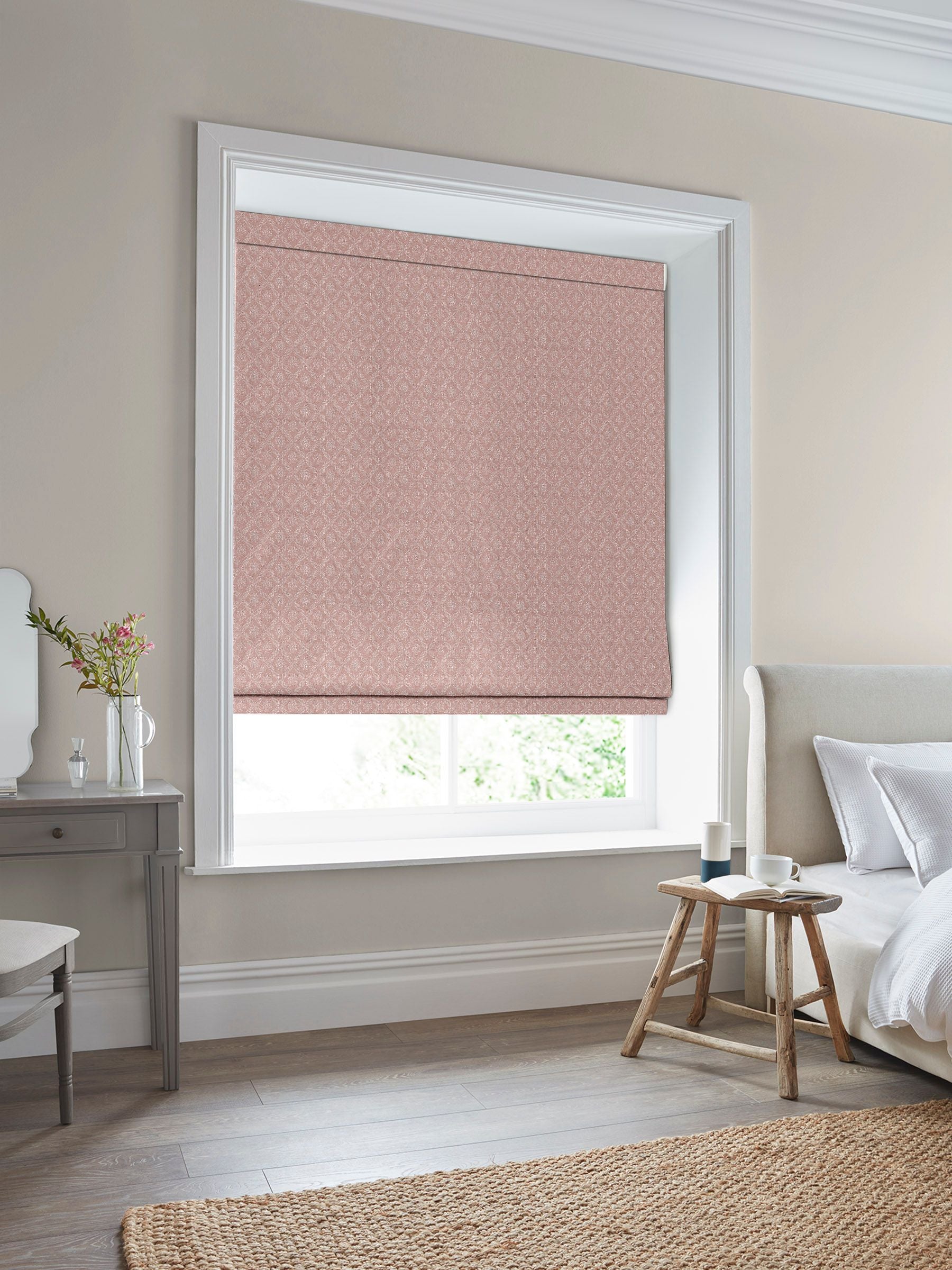ستارة رولاب رومانية وردية Abingdon من Laura Ashley (علامة تجارية بريطانية)