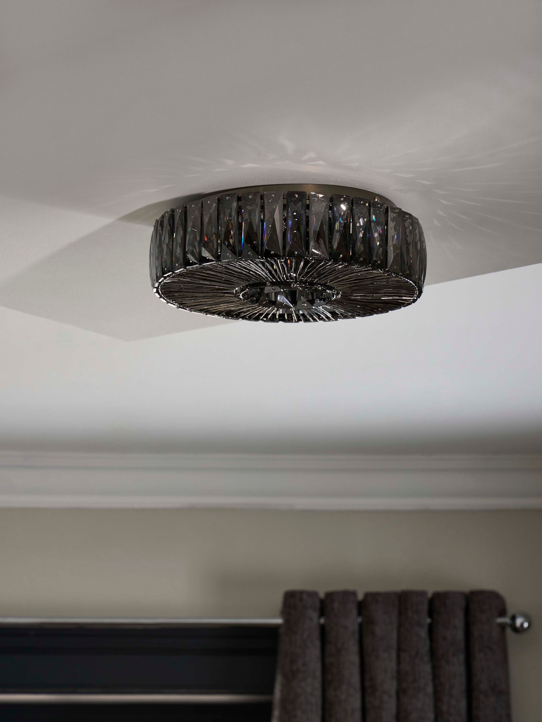 Aria taklampe Smoke Grey liten, importert fra Storbritannia