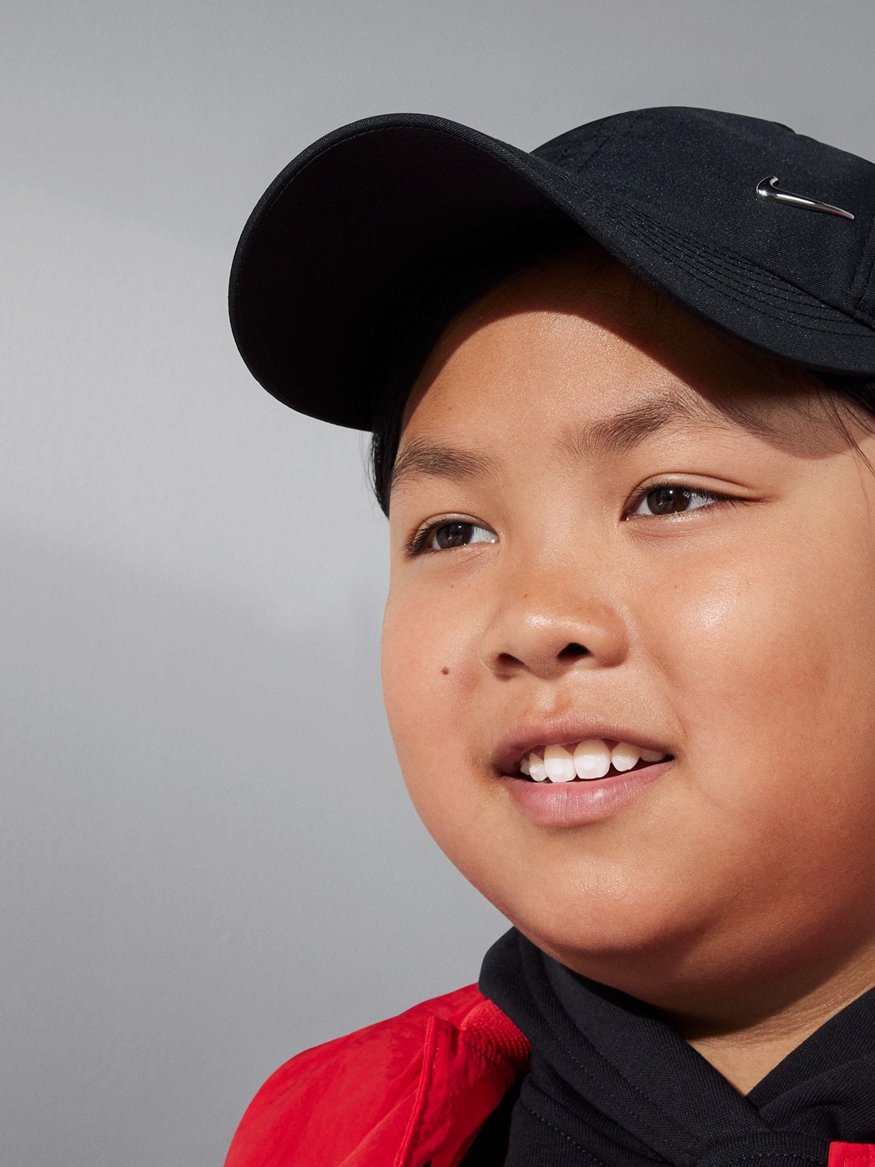 Nike Dri-FIT Club Kinder Kappe unstrukturierte Metall Swoosh - Britisches Produkt