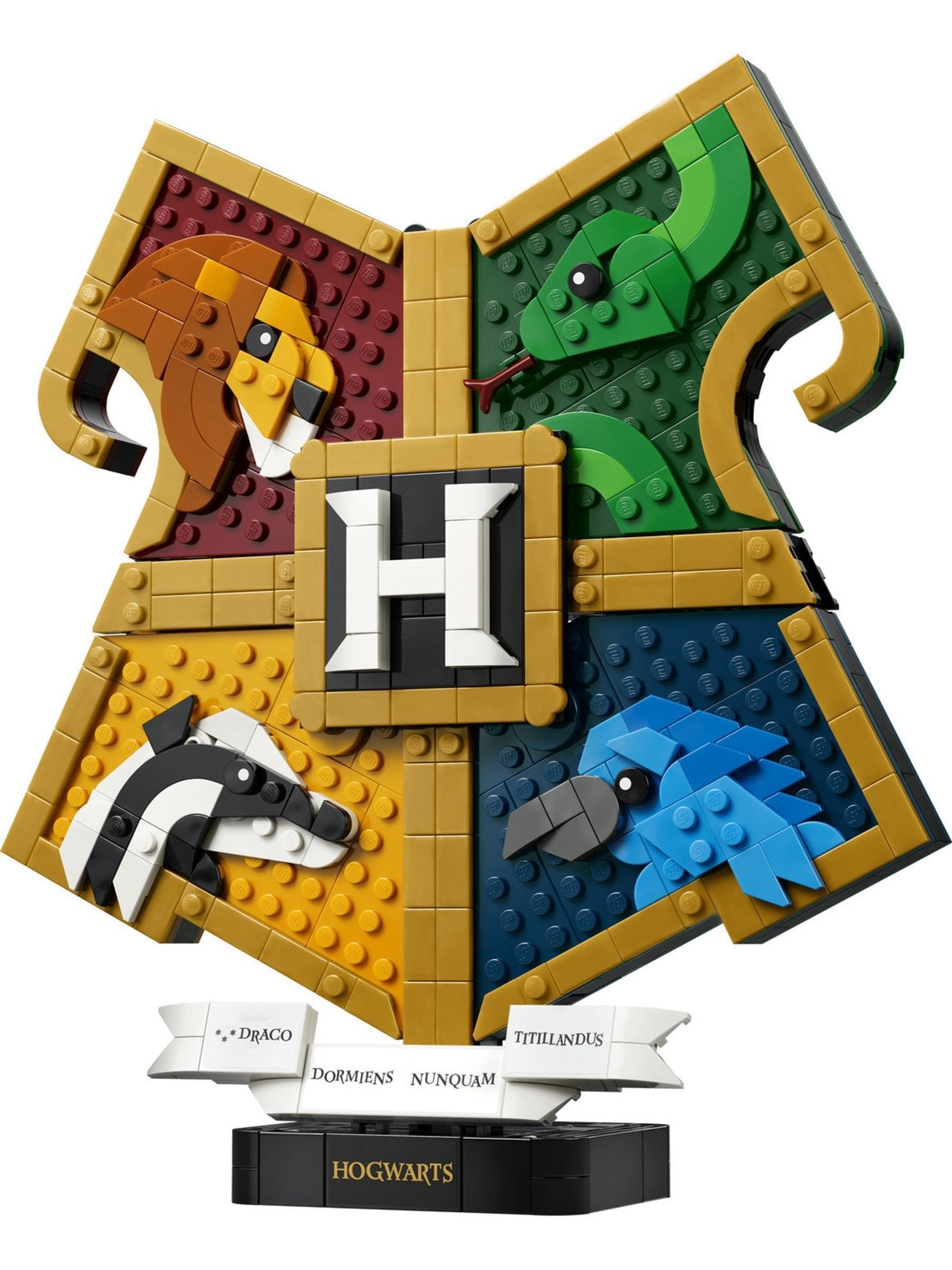 LEGO Harry Potter Hogwarts House Crest building toy (British brand)