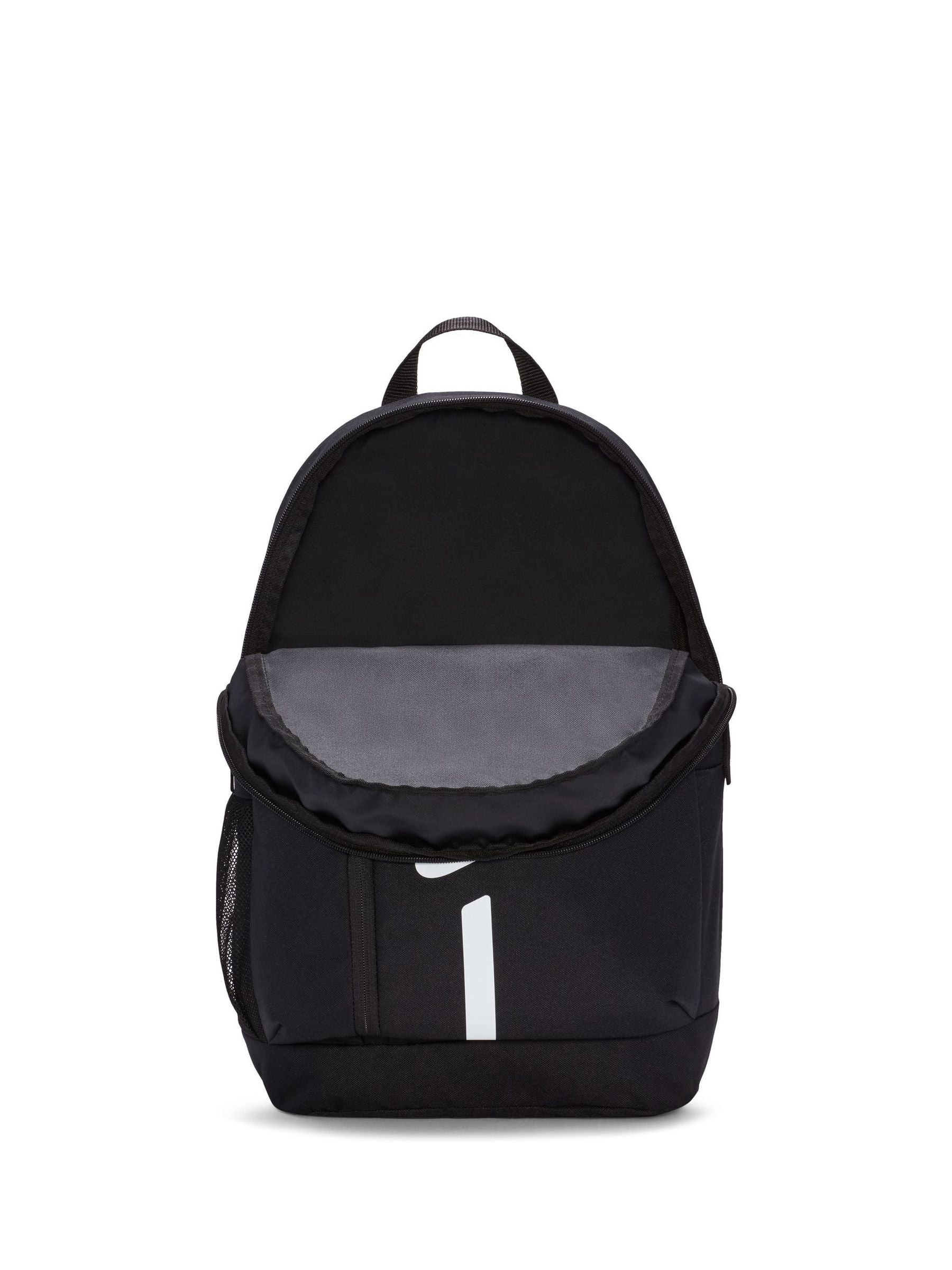 Nike schwarzer Fußballrucksack 22L (britische Marke)