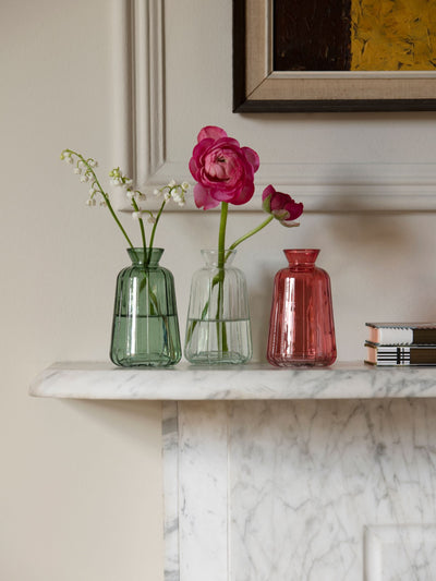 Set de 3 petits vases en verre gravé Nina Campbell Coral Jade Meadow transparent