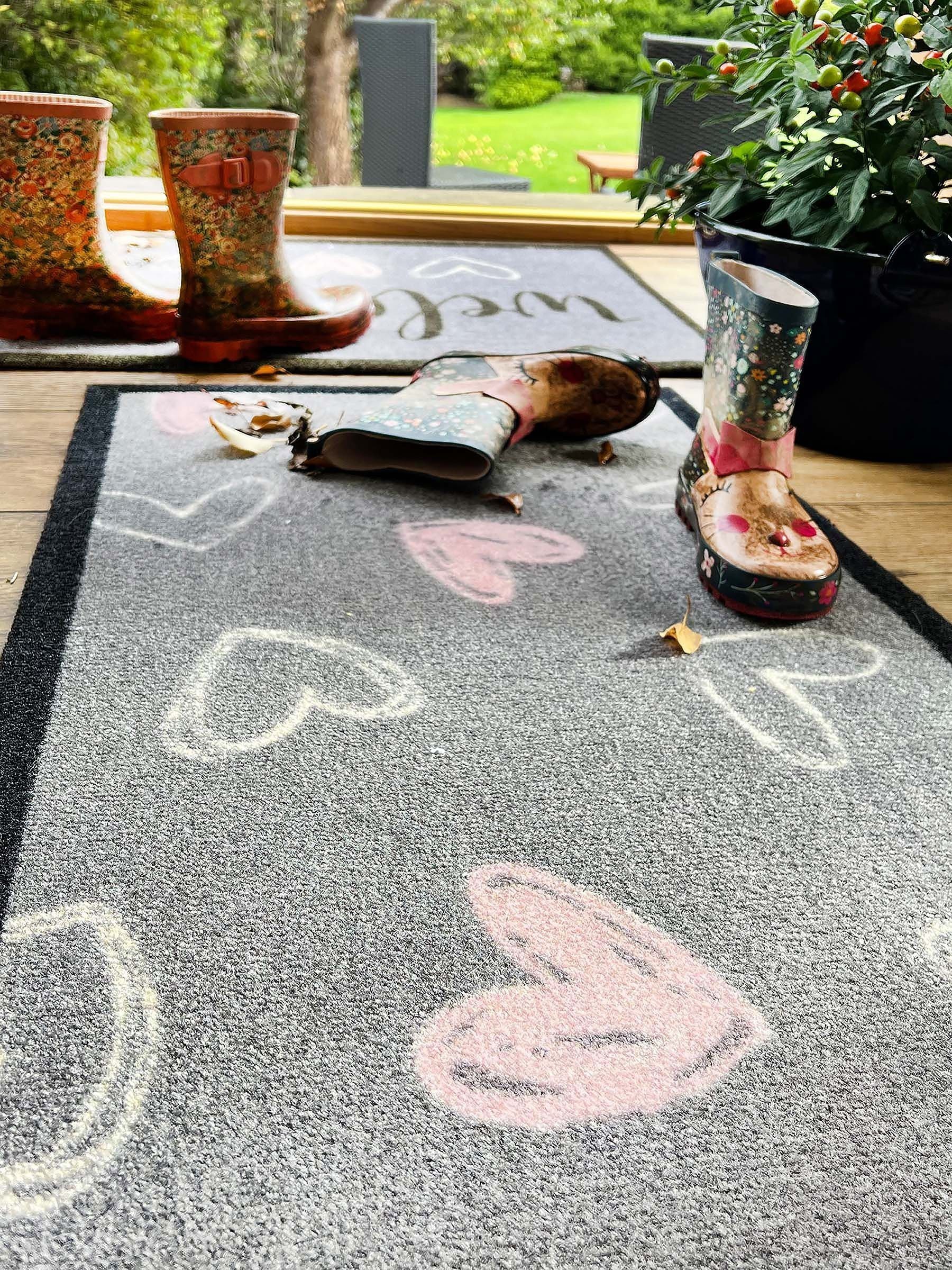 My Mat welcome hearts runner grey 50x150cm - British product