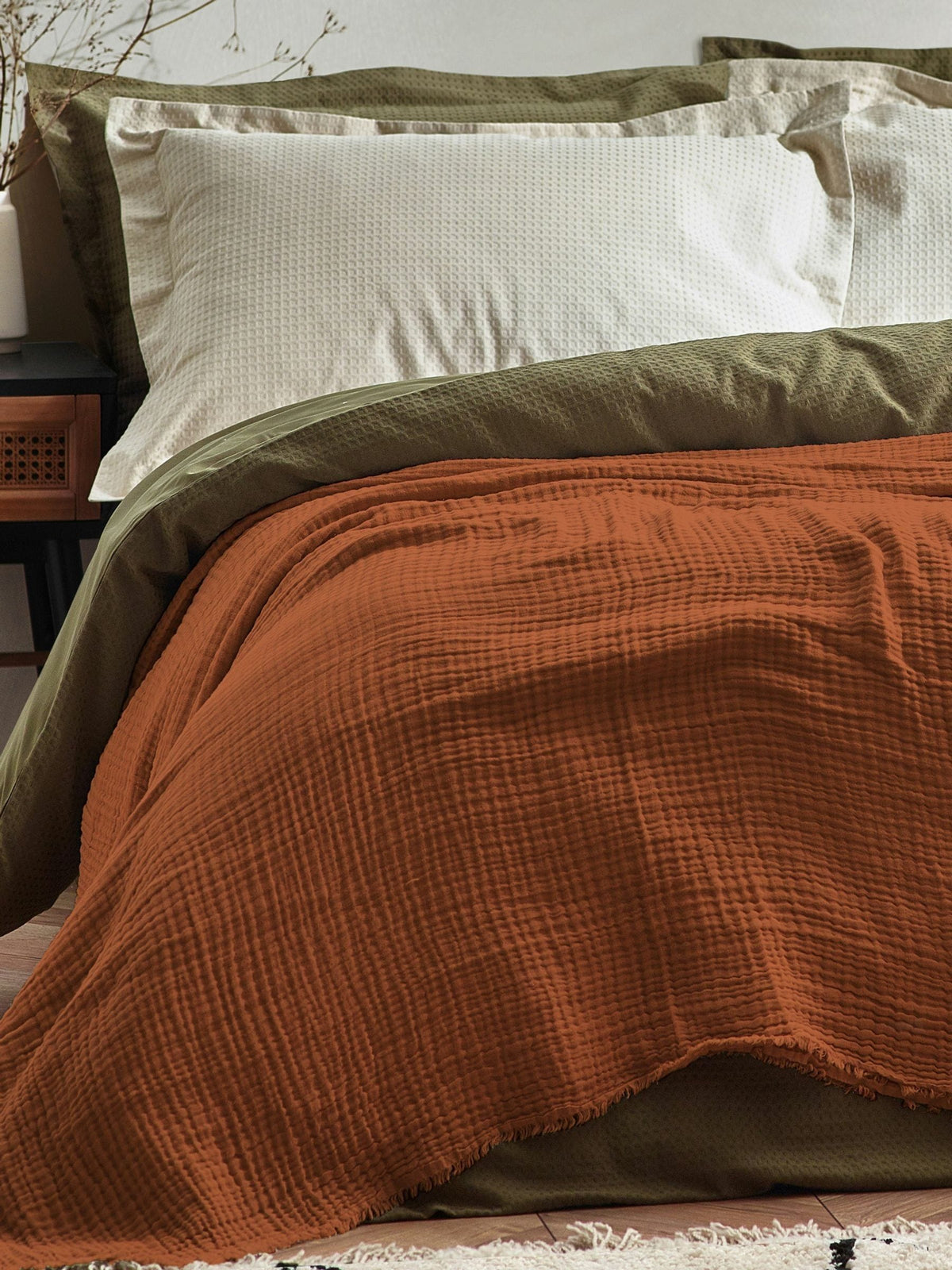 Yard cotton muslin throw warm white, UK version