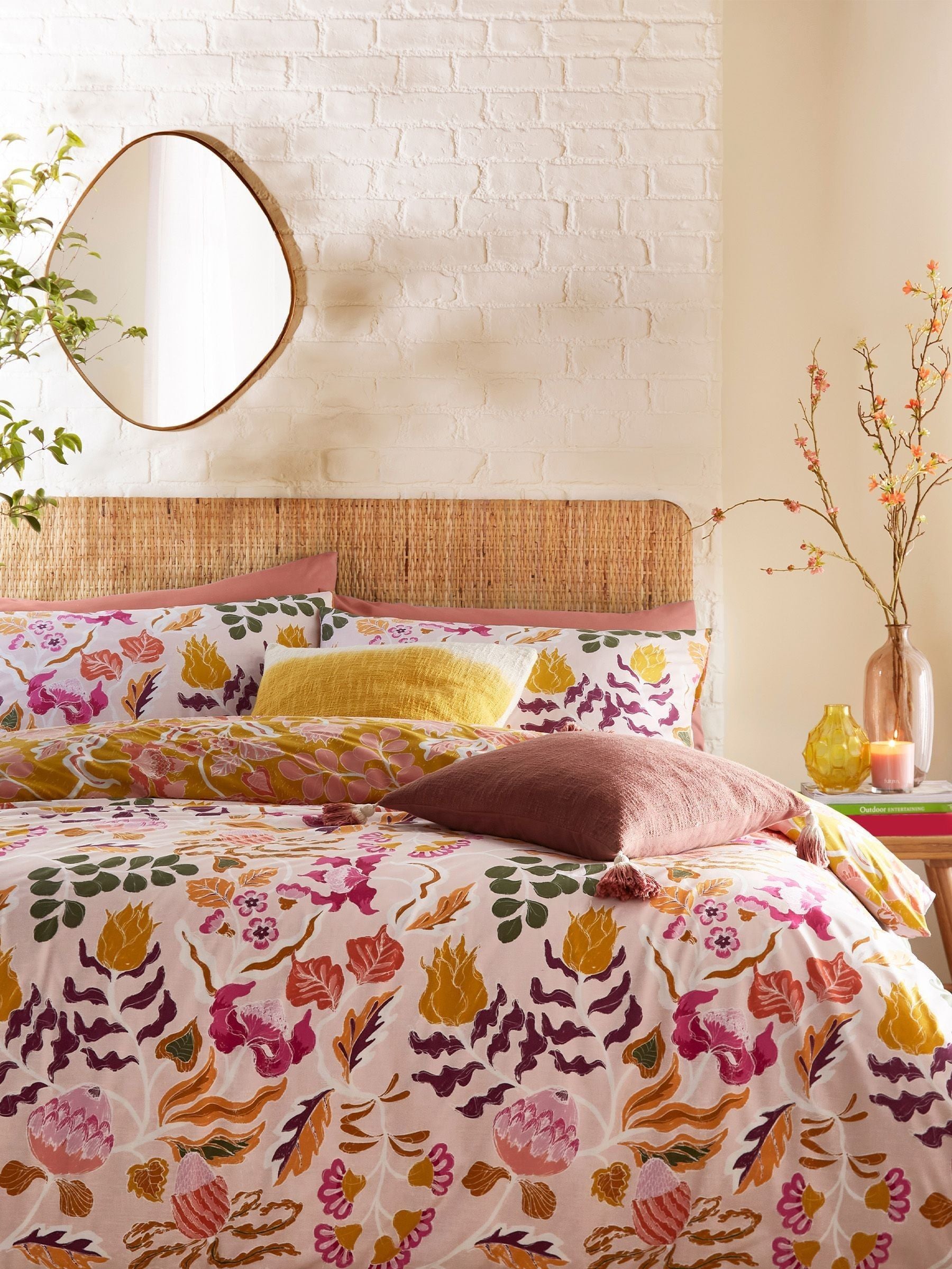 Pink Protea reversible floral duvet cover and pillowcase set - British product