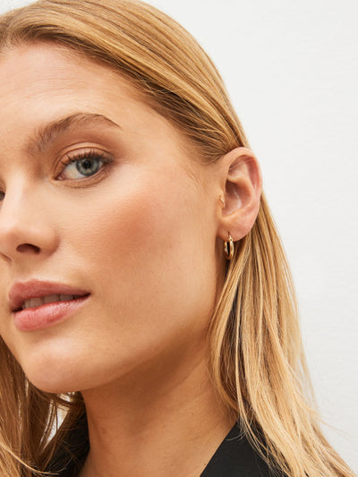 Next Gold Plated Sterling Silver Mini Hoop Pierced Earrings – Jetzt online bei McGrocer kaufen