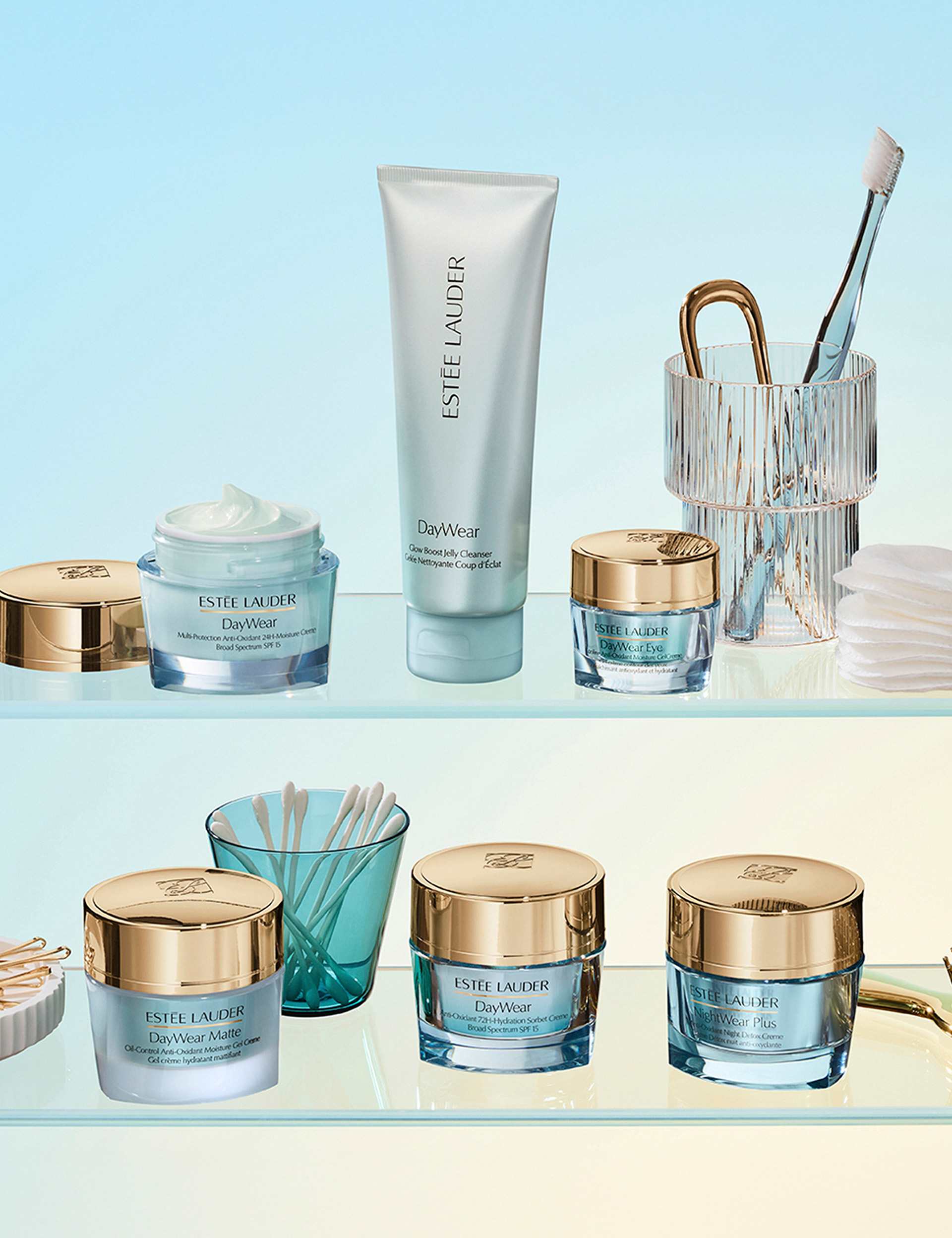Estée Lauder DayWear Glow Boost gel cleanser 50ml, imported from the UK