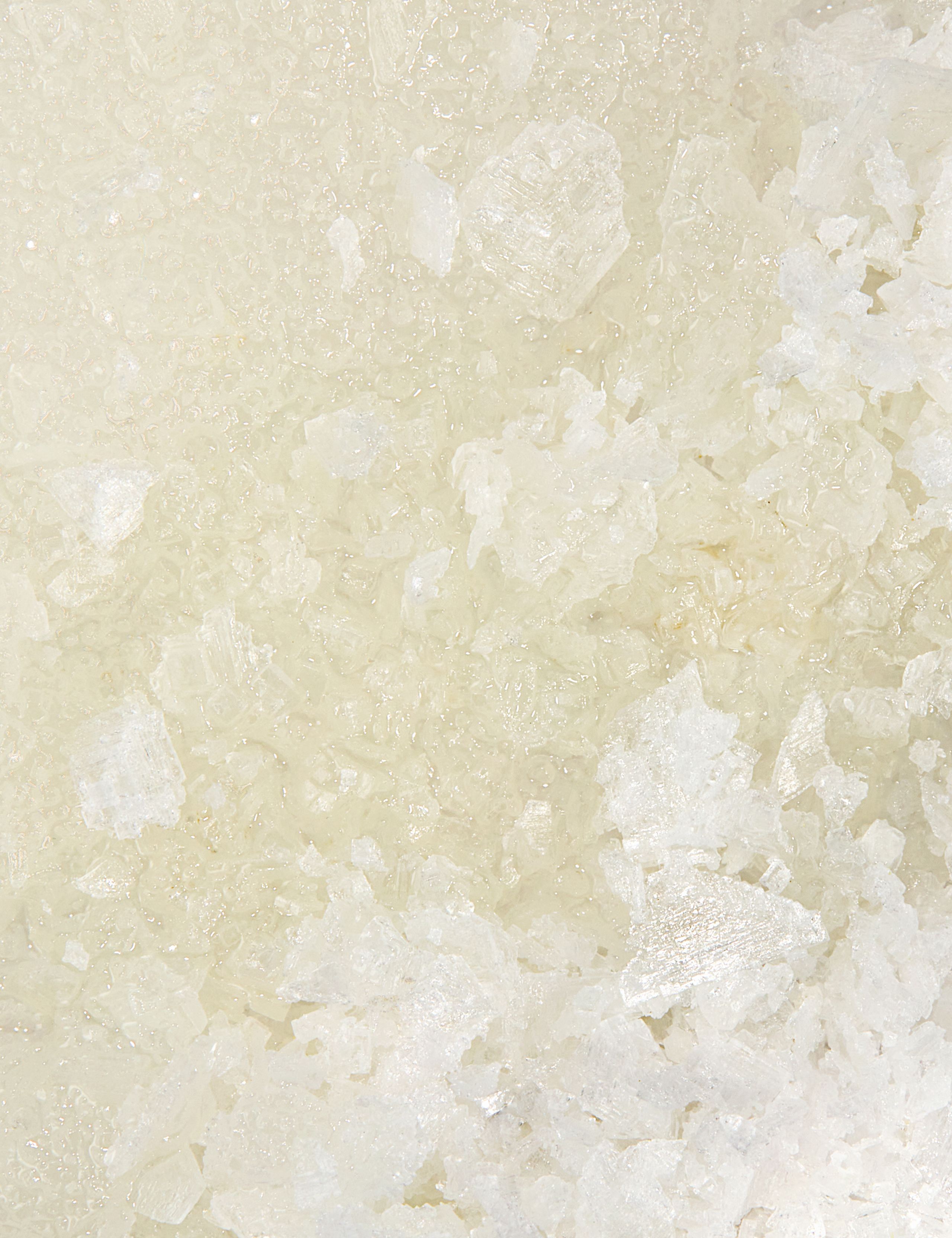 ESPA detoxifying salt scrub 500g jar - British product