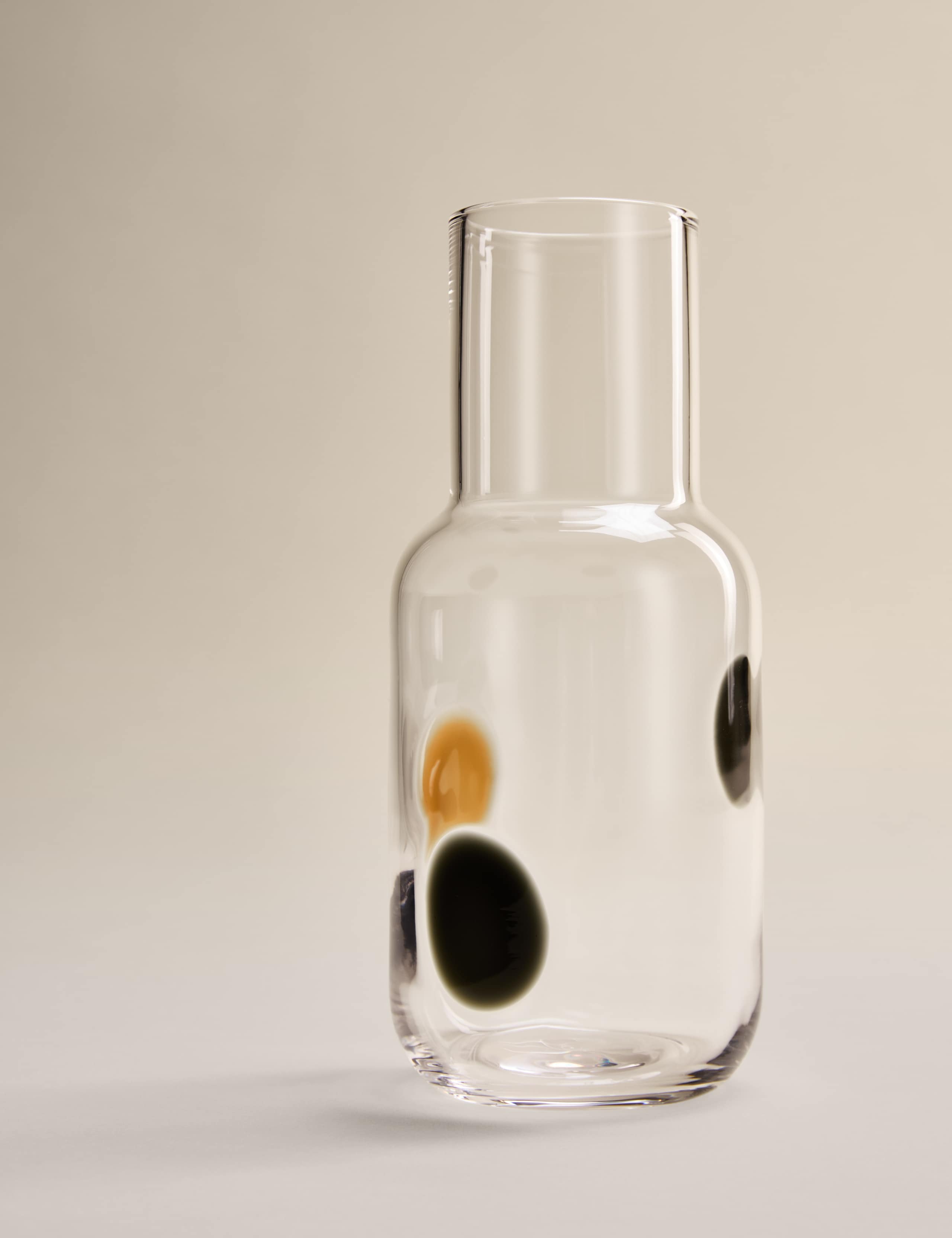 Dot Carafe glass decanter with abstract dot design - British product