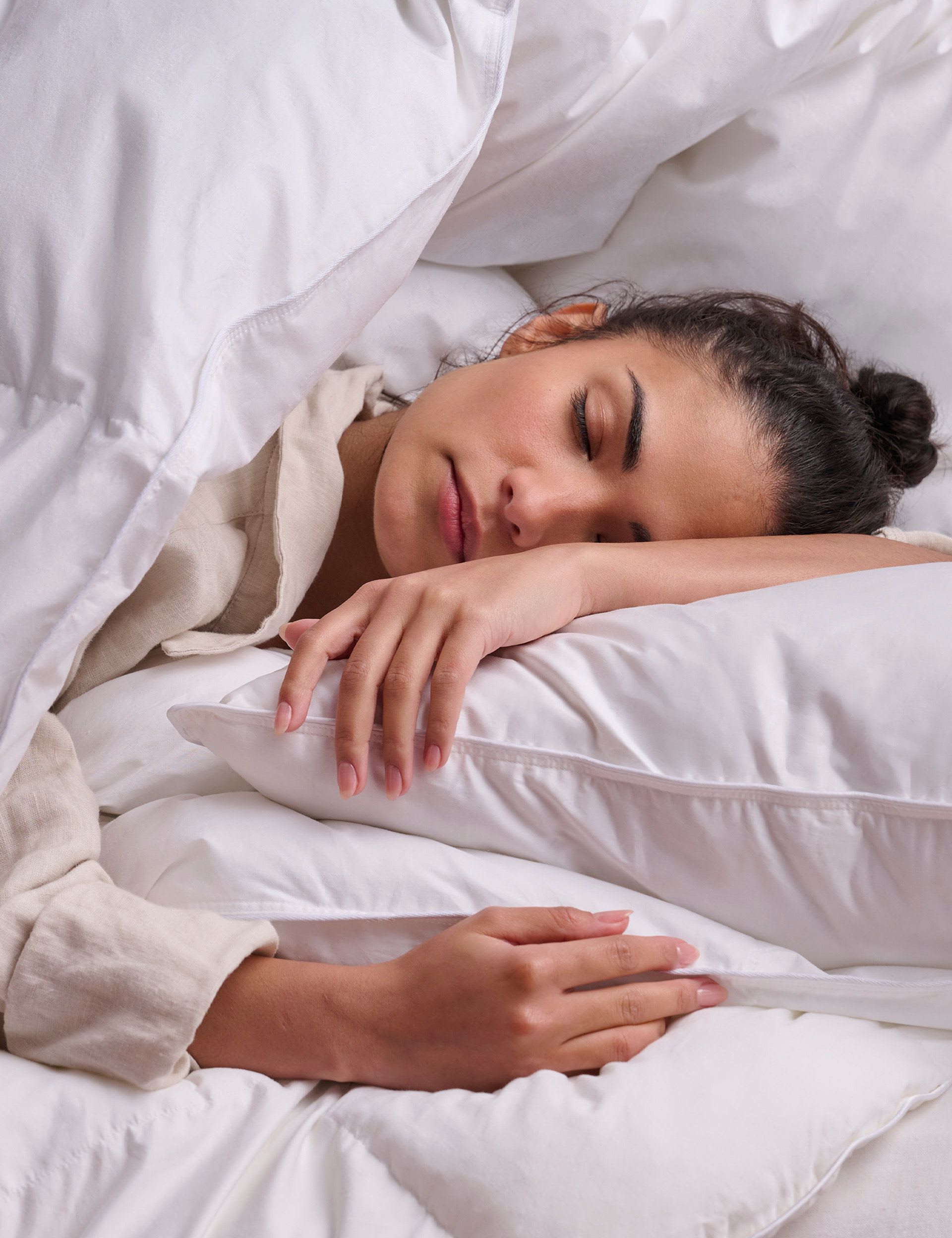 Bedfolk down alternative pure cotton pillow, UK version