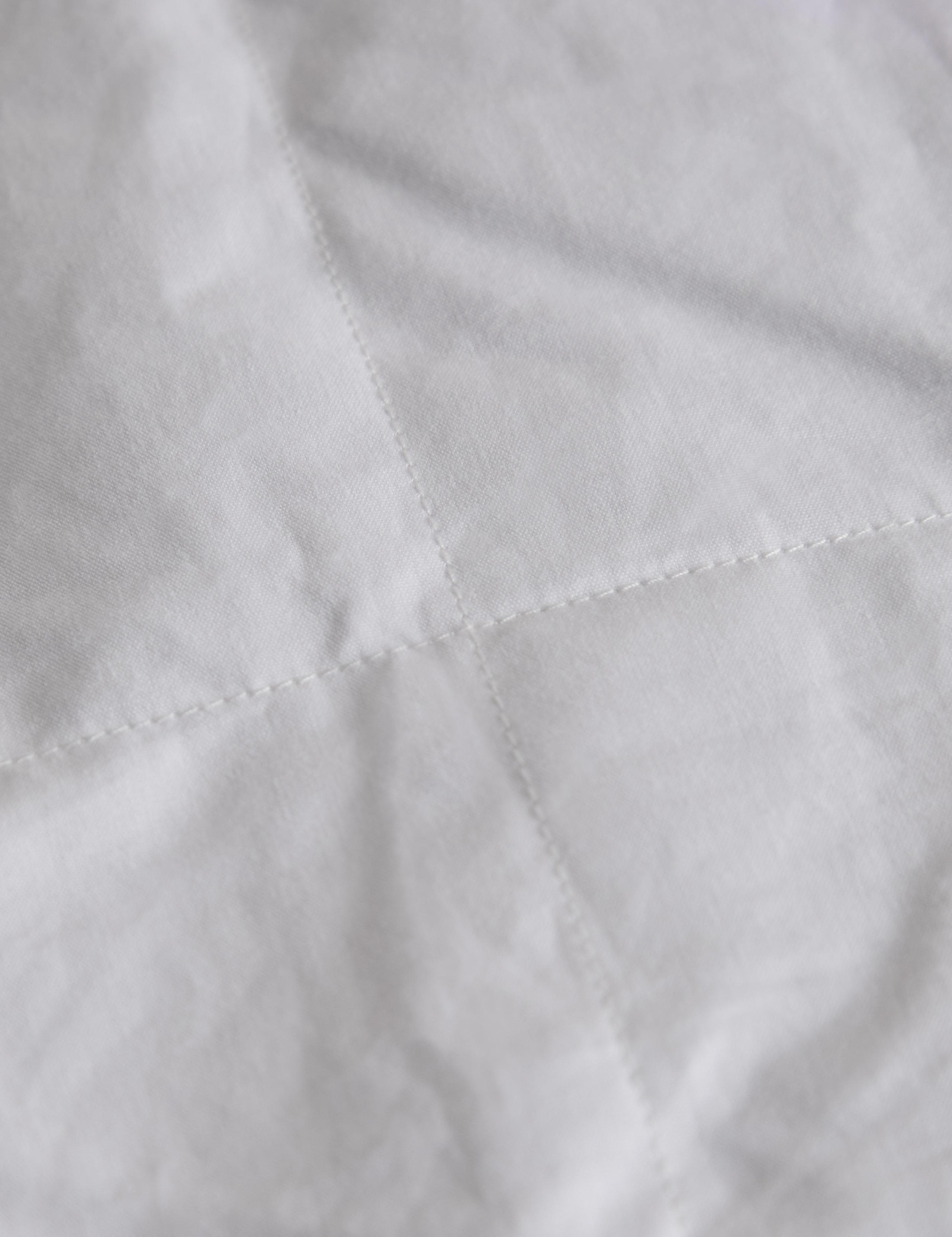Down Rich duvet 13.5 tog, imported from the UK