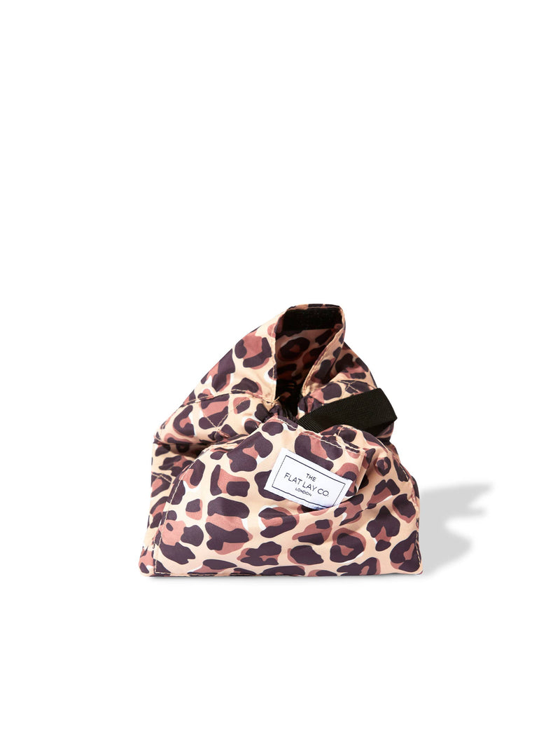 The Flat Lay Co. drawstring makeup bag, UK version