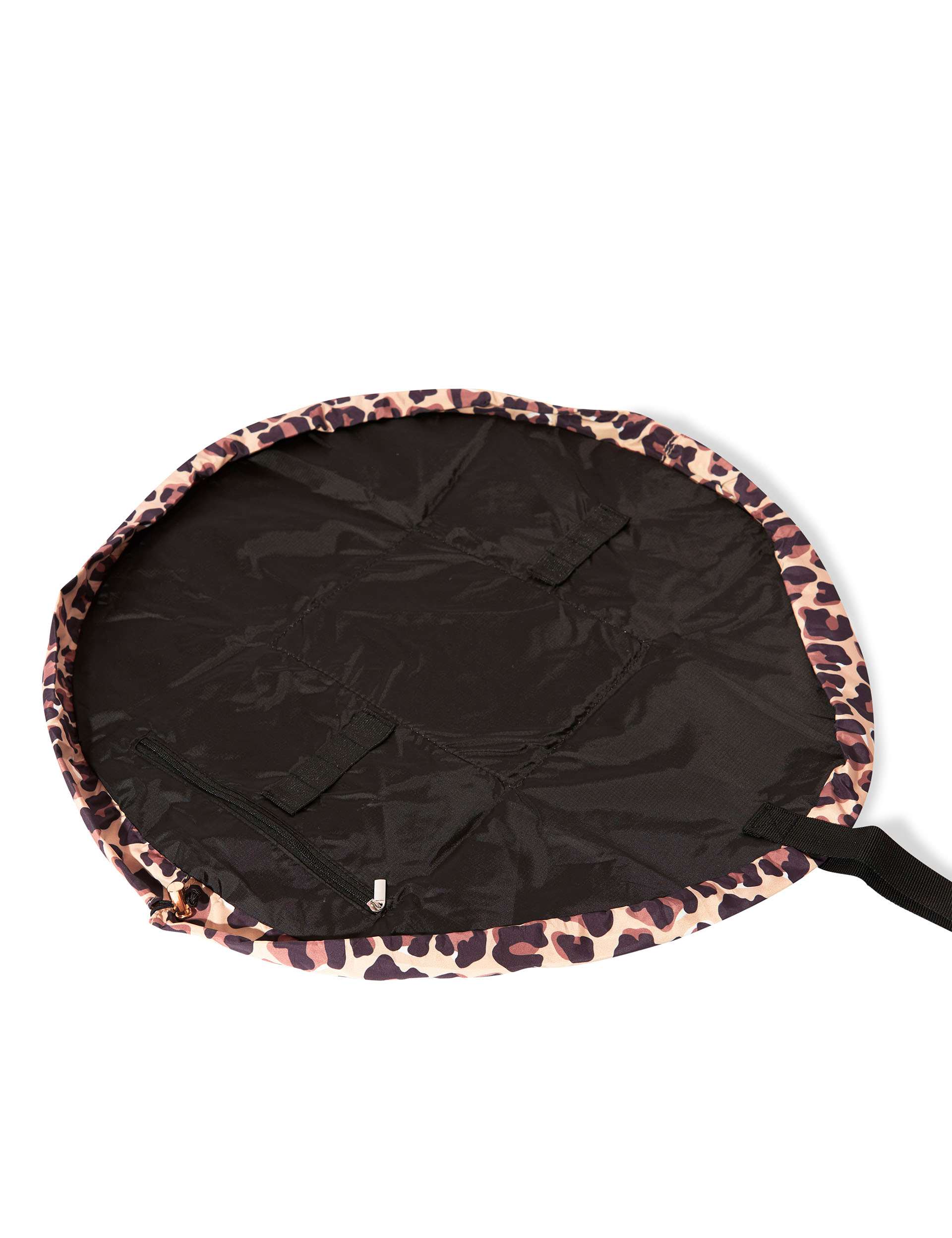 The Flat Lay Co. drawstring makeup bag, UK version