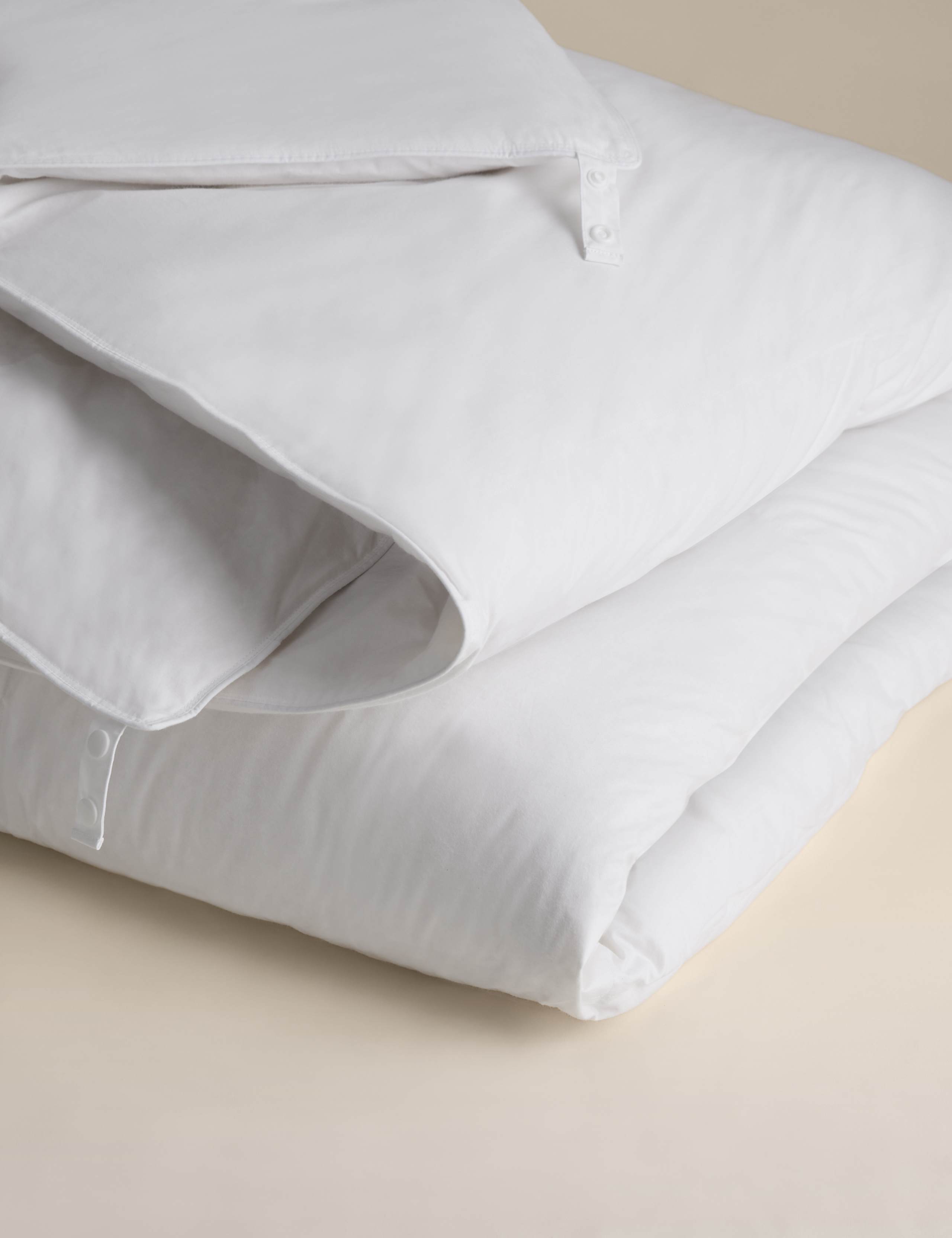 Duck feather and down 15 tog duvet, UK version