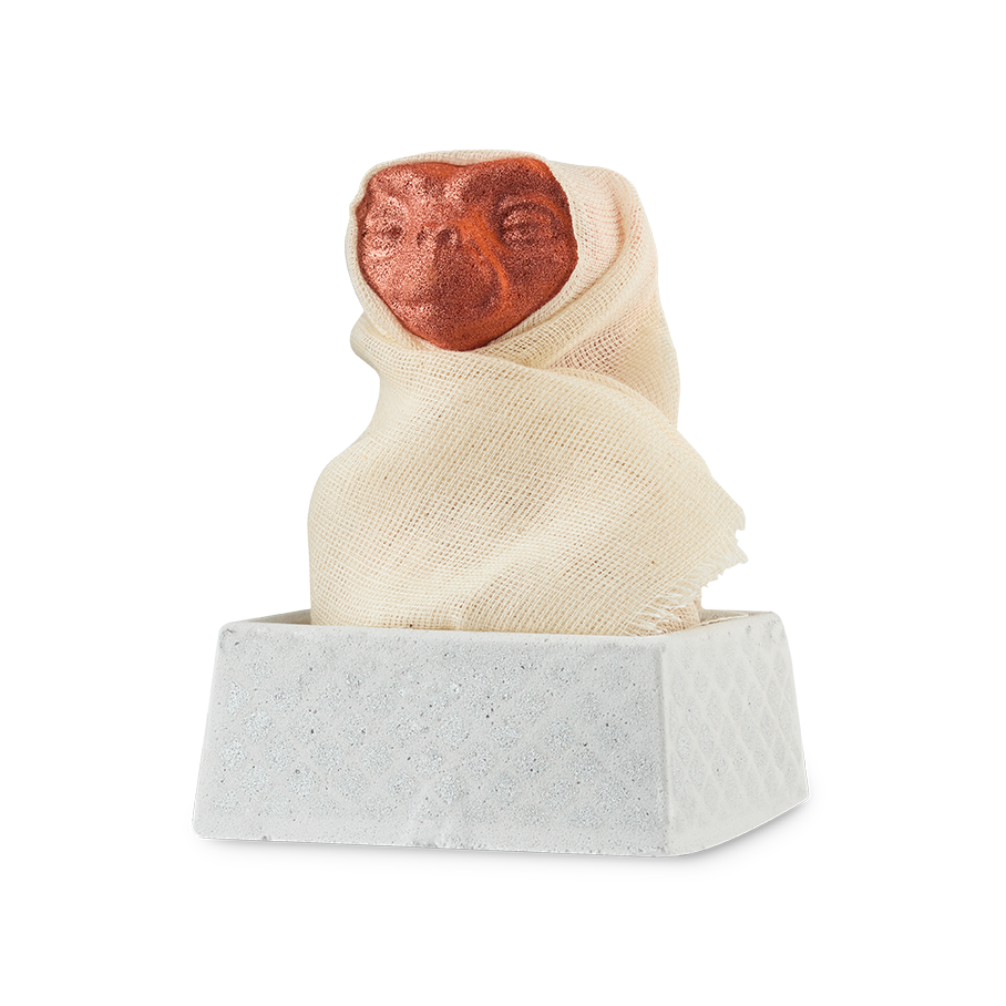 Lush E.T. bath bomb with sparkling citrus oils, UK version