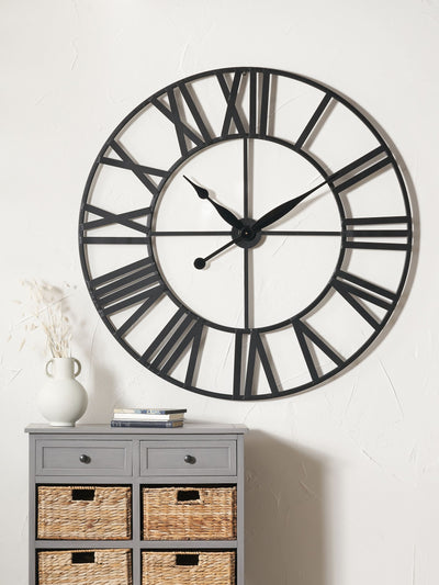 Horloge murale ronde métallique Pacific Black Large Next - Acheter en ligne chez McGrocer