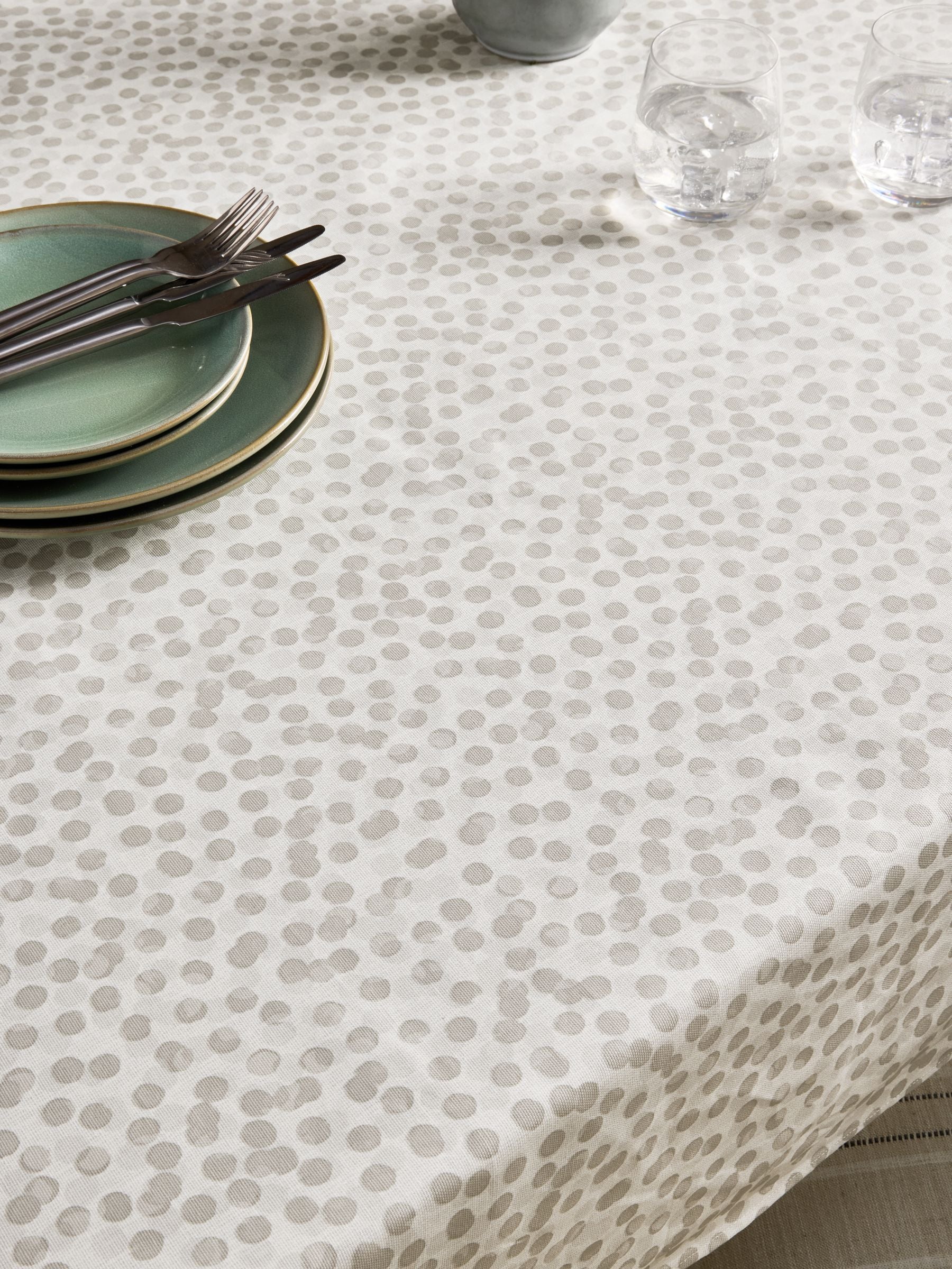 Grey spot wipe clean tablecloth, UK version