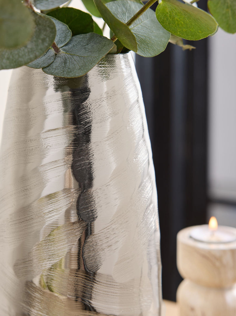 Silver medium metal textured vase (British brand)