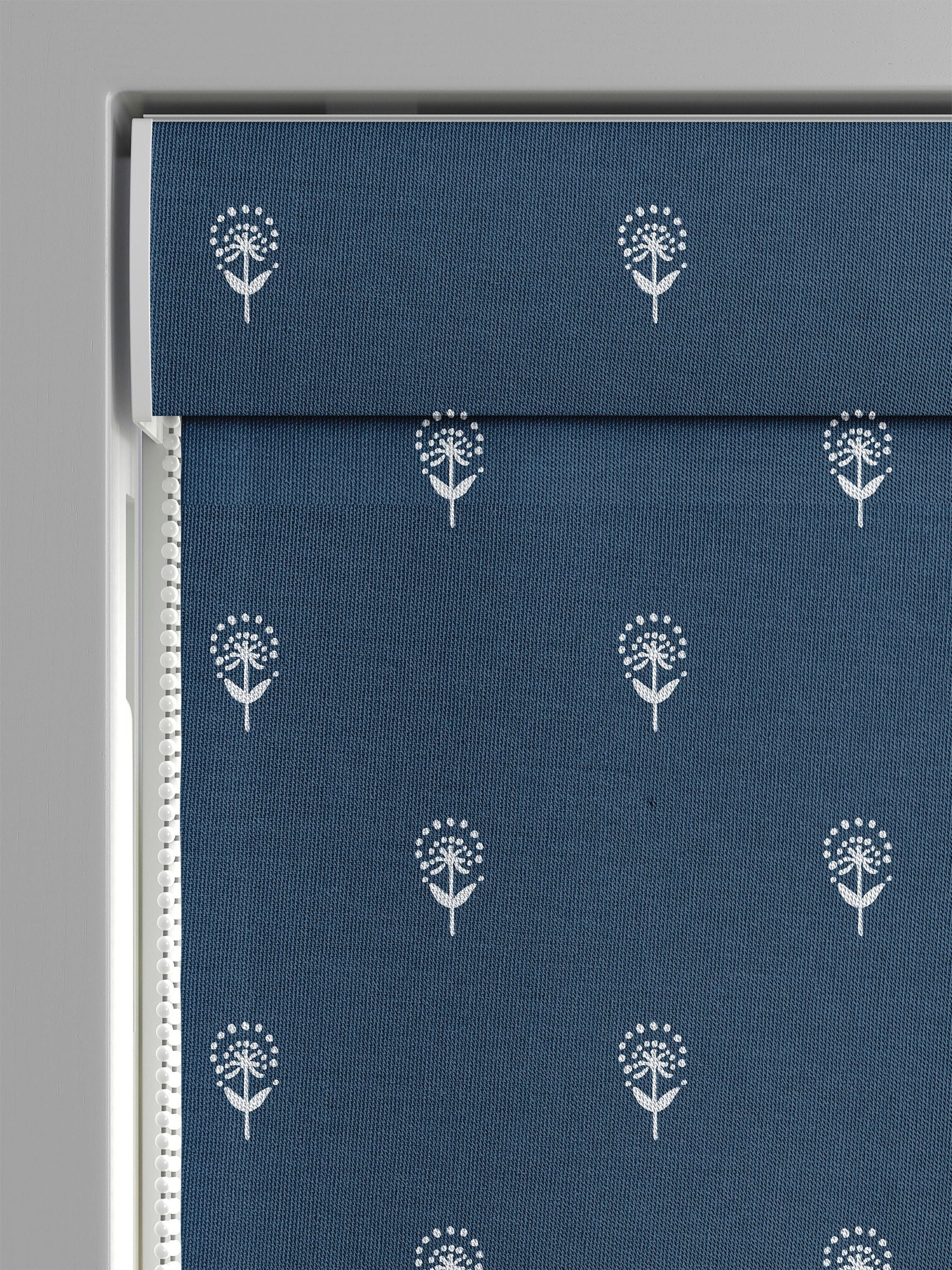 Emily Bond roman blind indigo blue wild thyme, imported from the UK