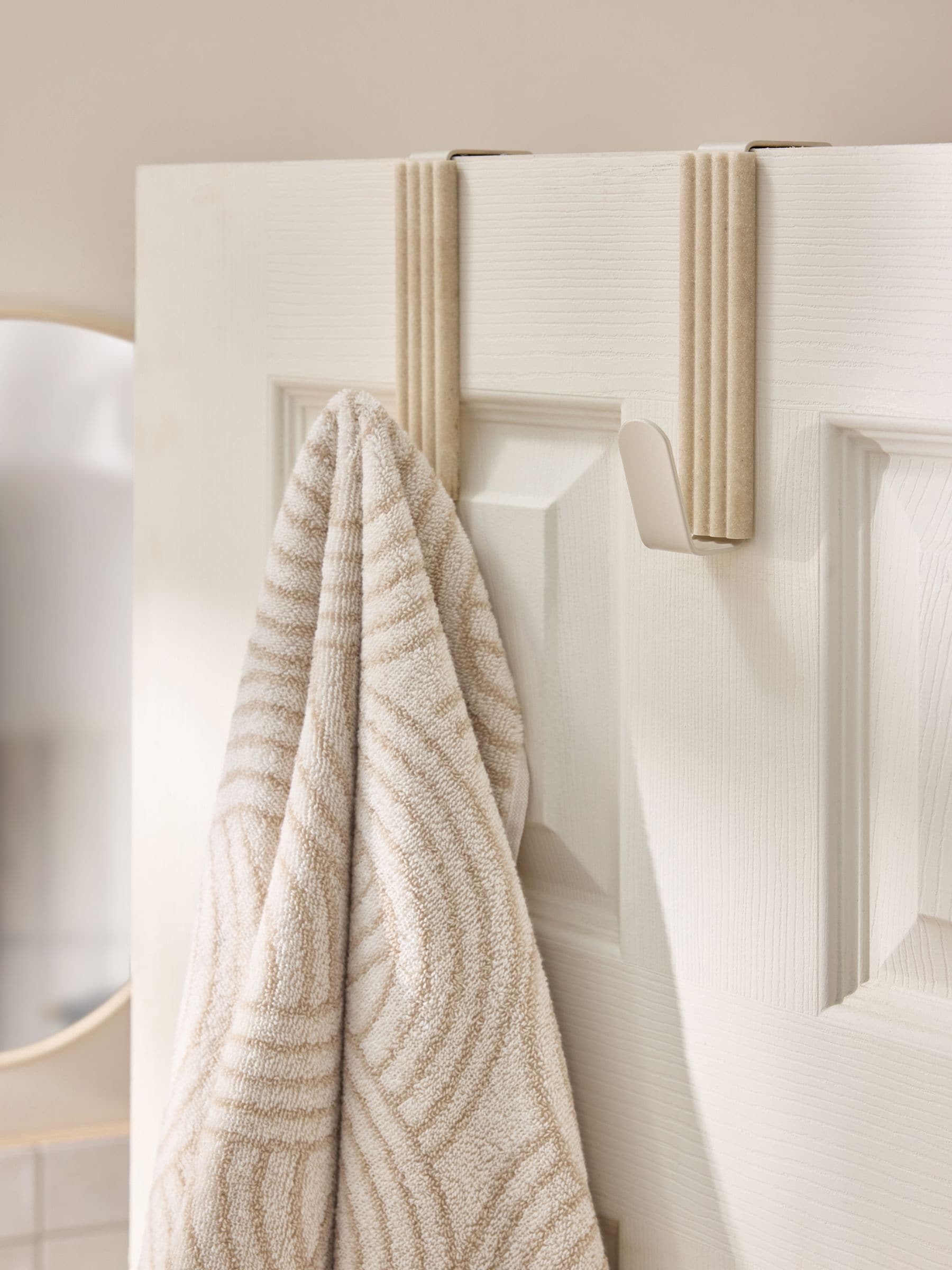 Natural Rib Over Door Hooks Set of 2 (British brand)