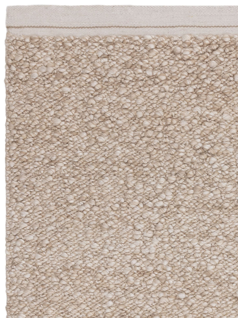 Asiatic Rugs Taupe Elm rug with chunky bouclé texture - British product