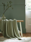 Laura Ashley jeté tricoté Parker vert sauge, importé du Royaume-Uni
