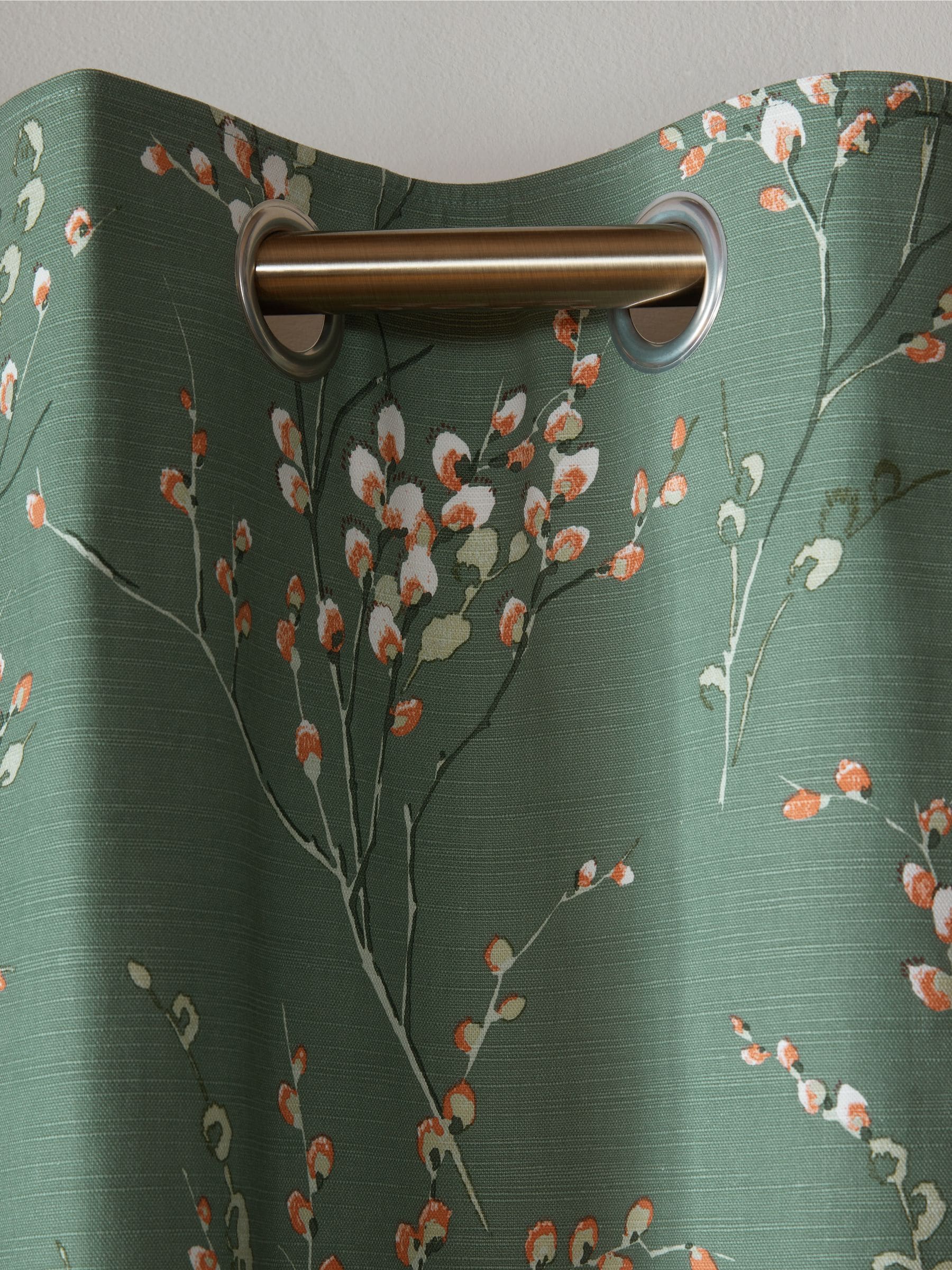 Laura Ashley Pussy Willow fern green curtains 163x137cm, imported from the UK