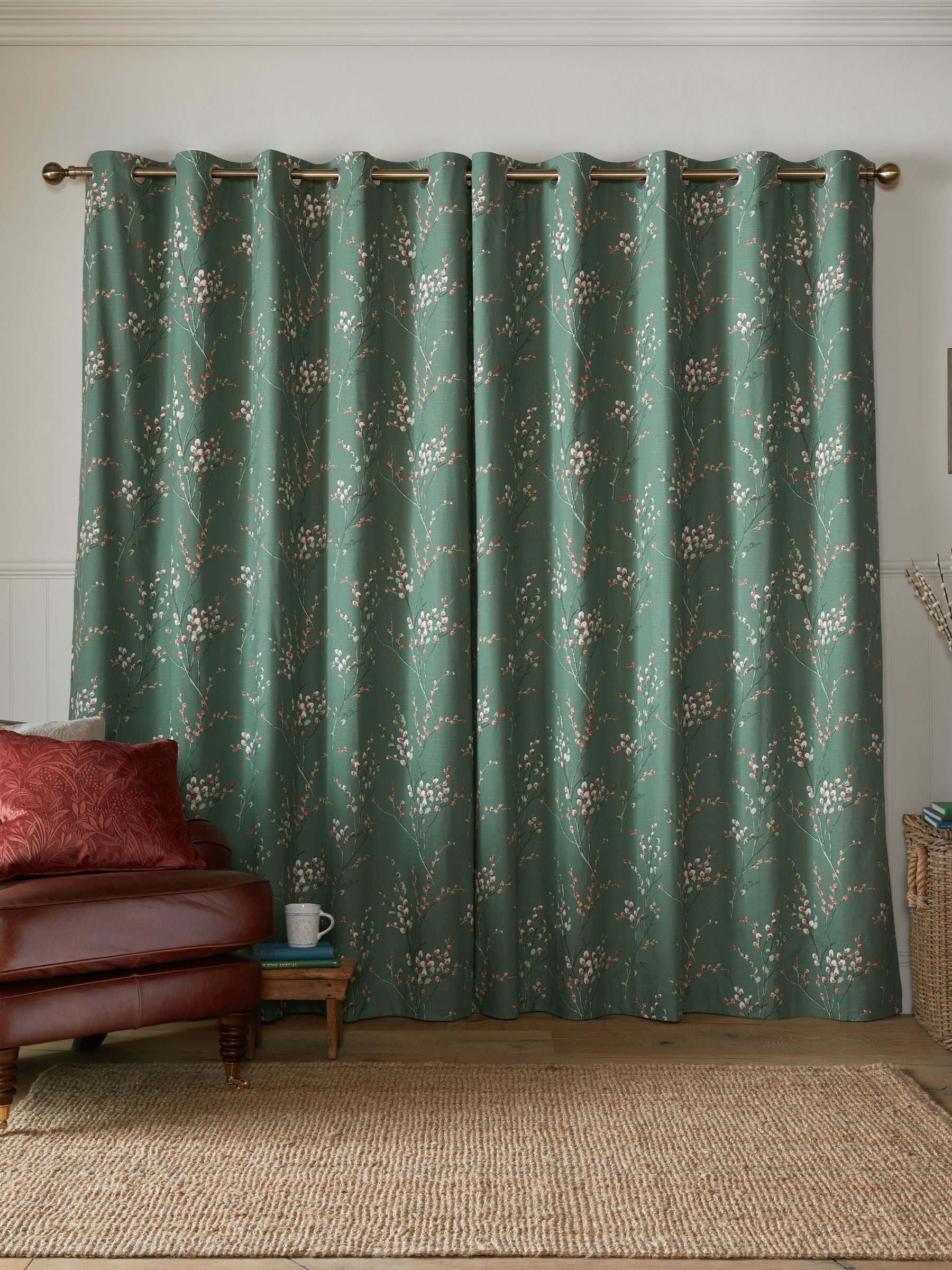 Laura Ashley Pussy Willow fern green curtains 163x137cm, imported from the UK