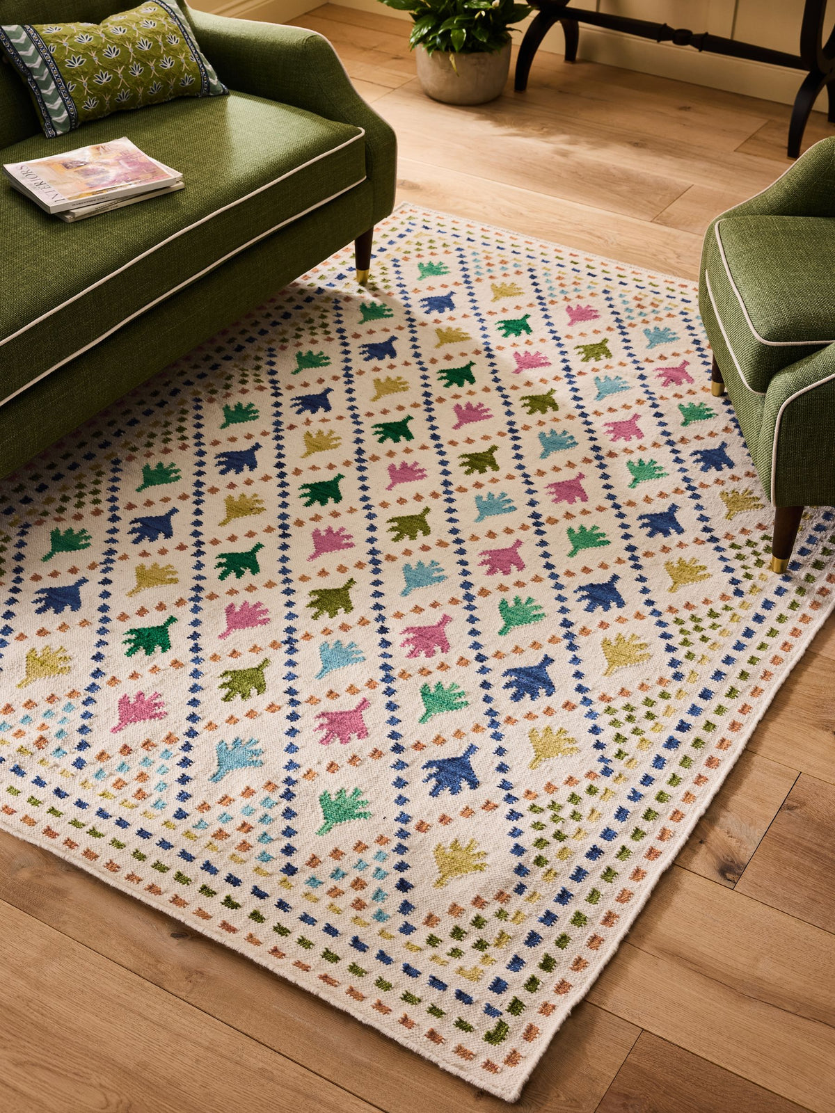 Nina Campbell Paradis flatweave rug cream (British brand)