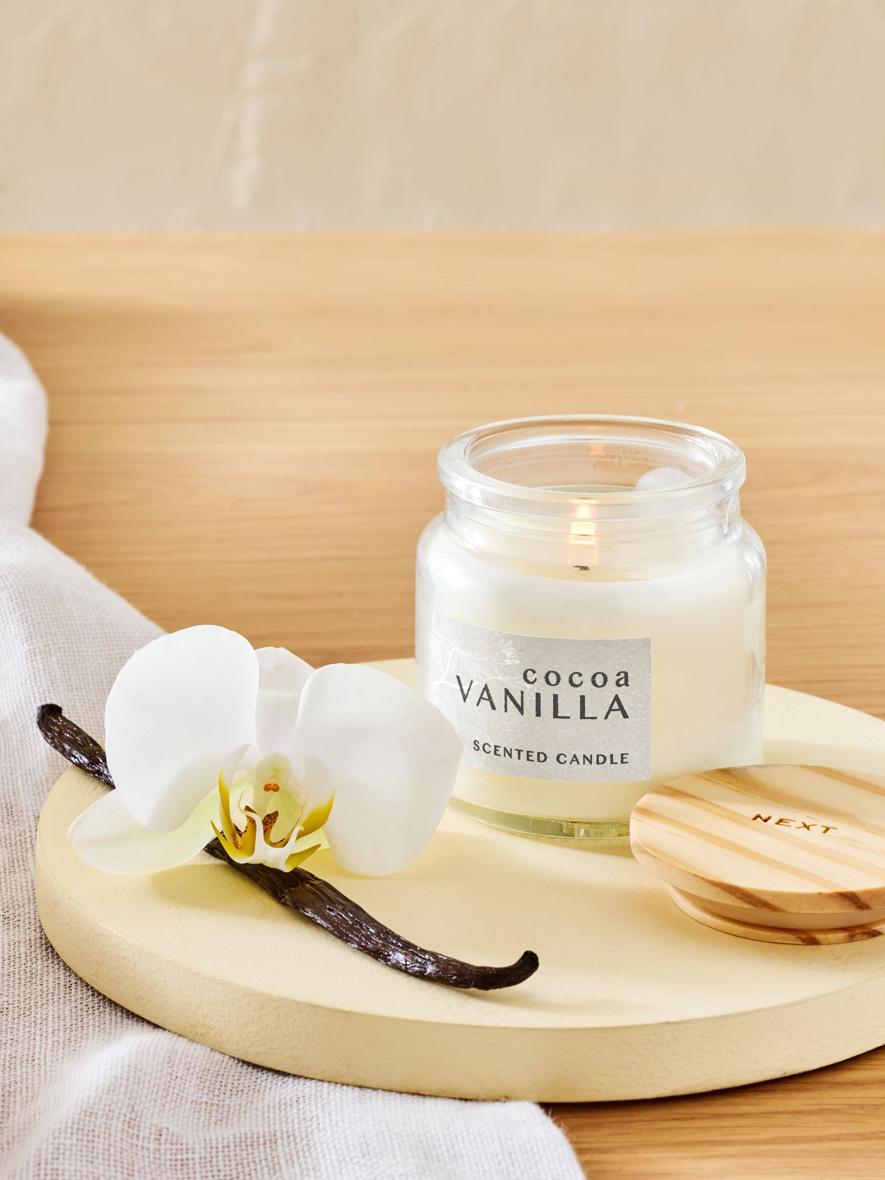 Vanilla and Cocoa Bean Mini Scented Candle 6cm (British brand)