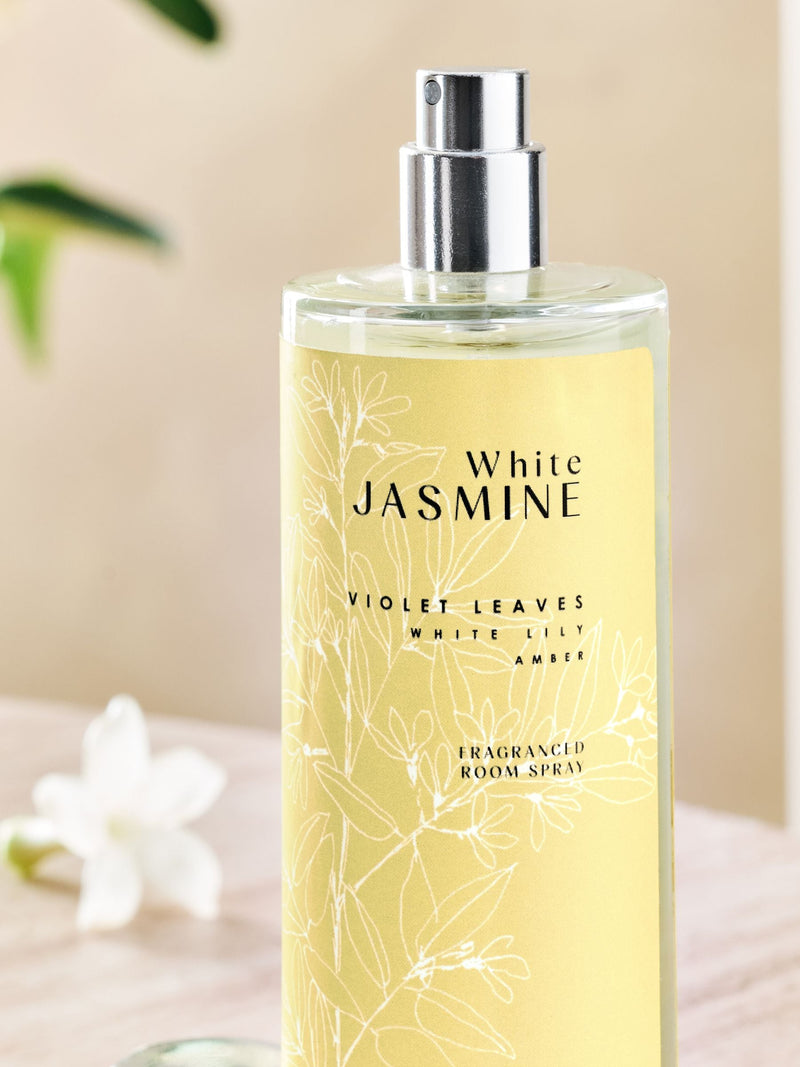 White Jasmine Country Classic Room Spray (British brand)