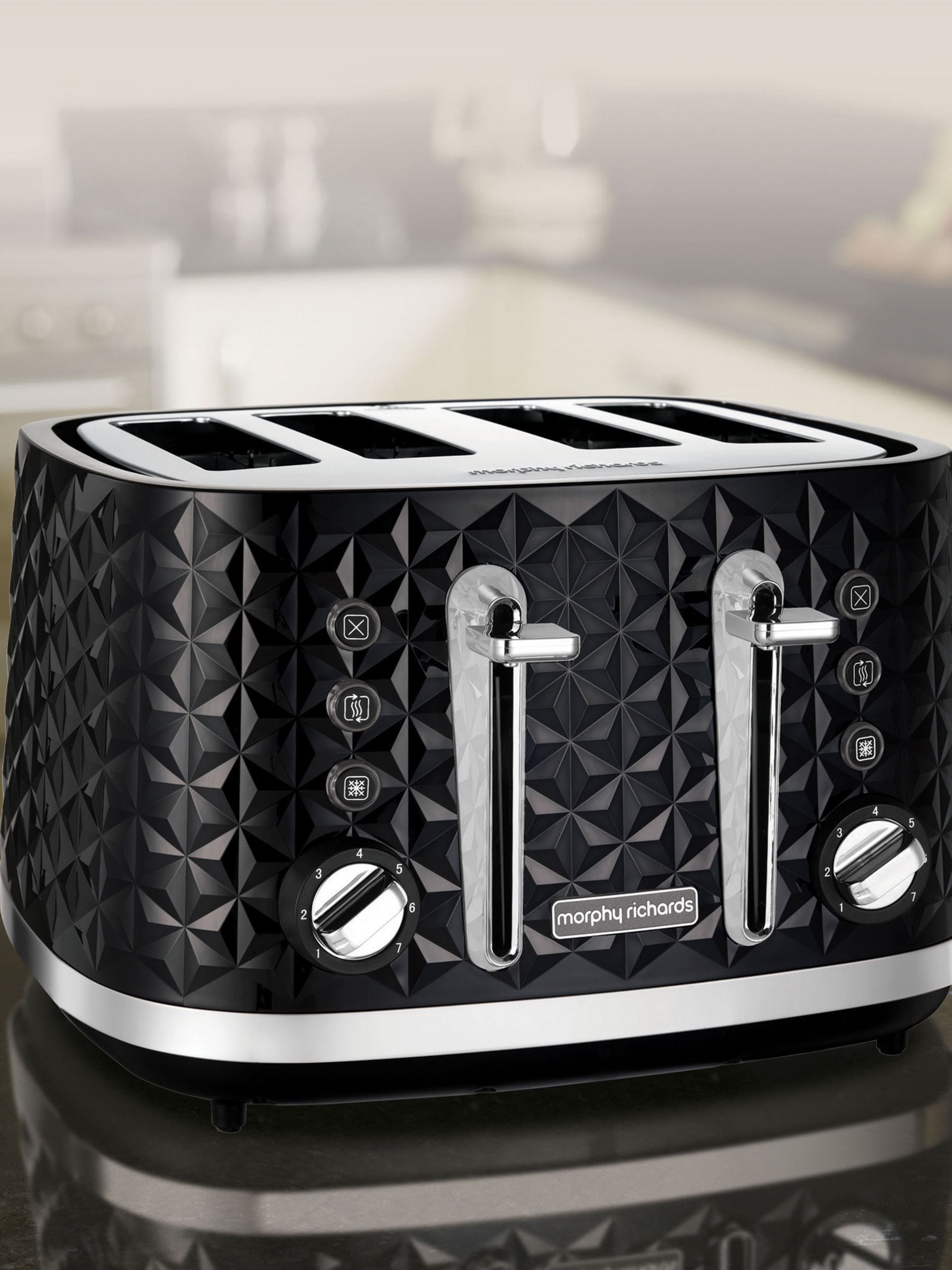 Morphy Richards Black Vector 4 Slice Toaster, imported from the UK