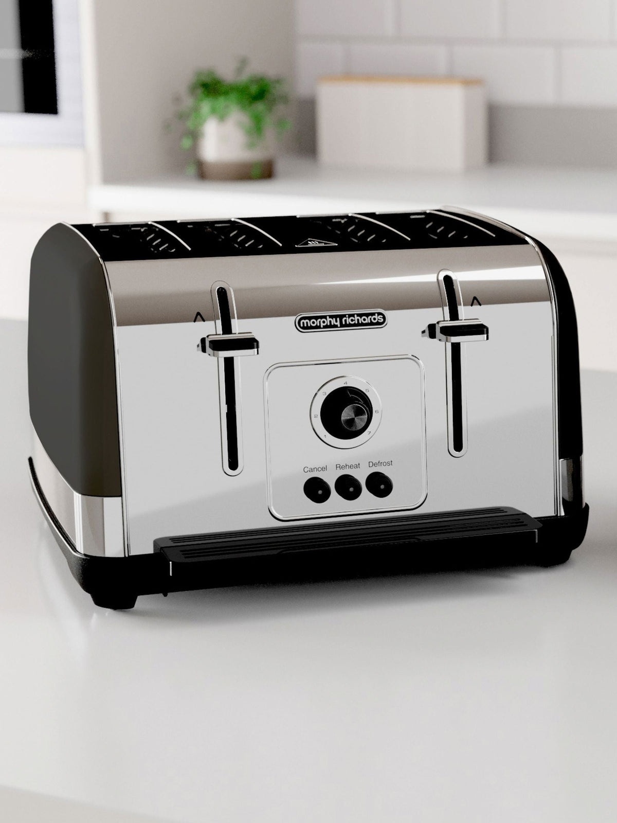 Morphy Richards Black Venture 4 Slice Toaster, imported from the UK