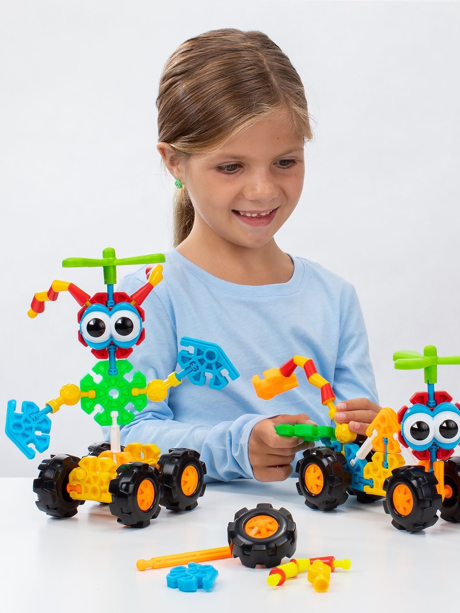 K'nex Zoomin' Buddies construction toy set, imported from the UK