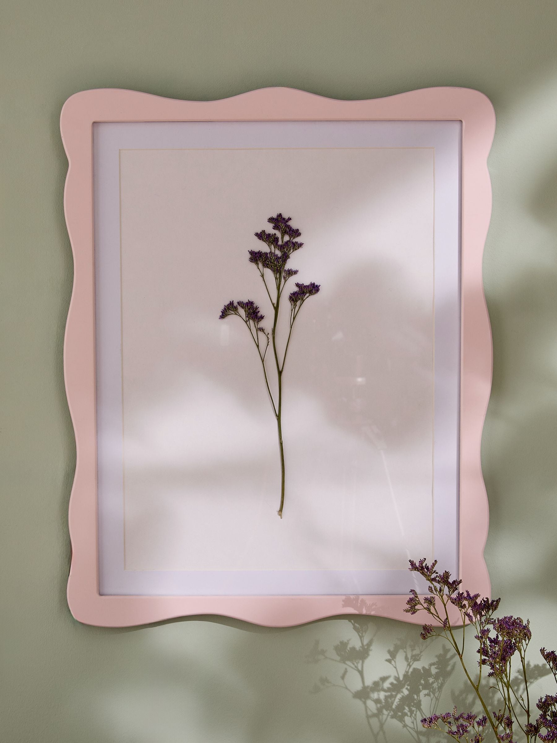Pink Wavy Wooden Photo Frame