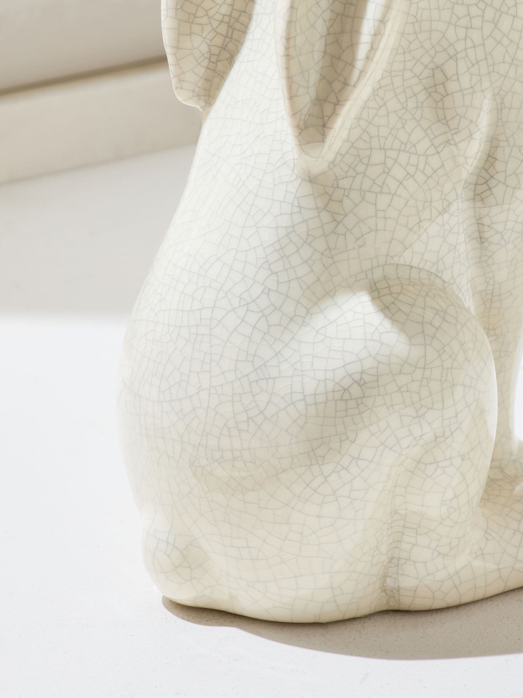 White ceramic hare ornament 25cm, imported from the UK